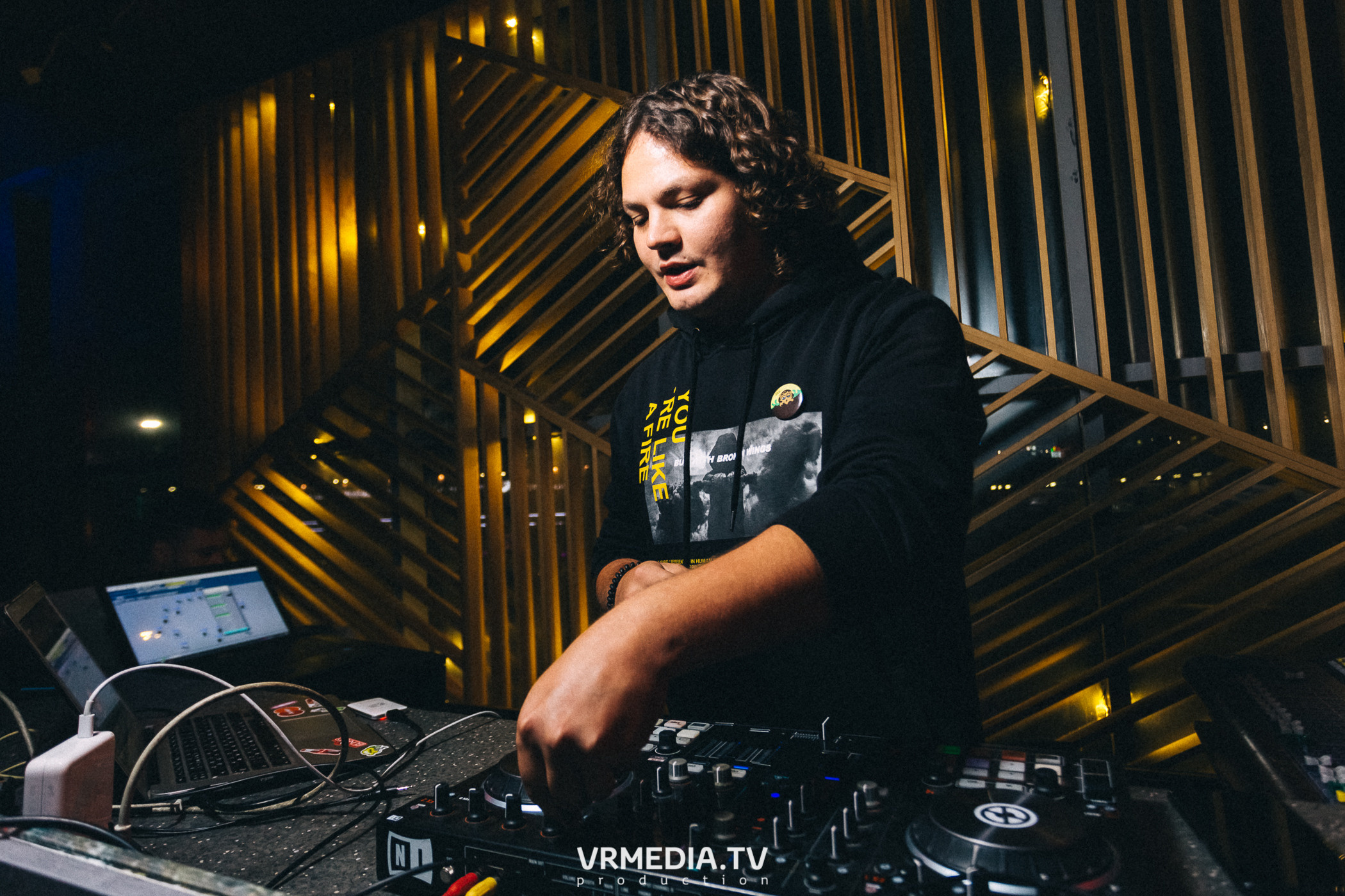 Выходные в баре «DOSKI»