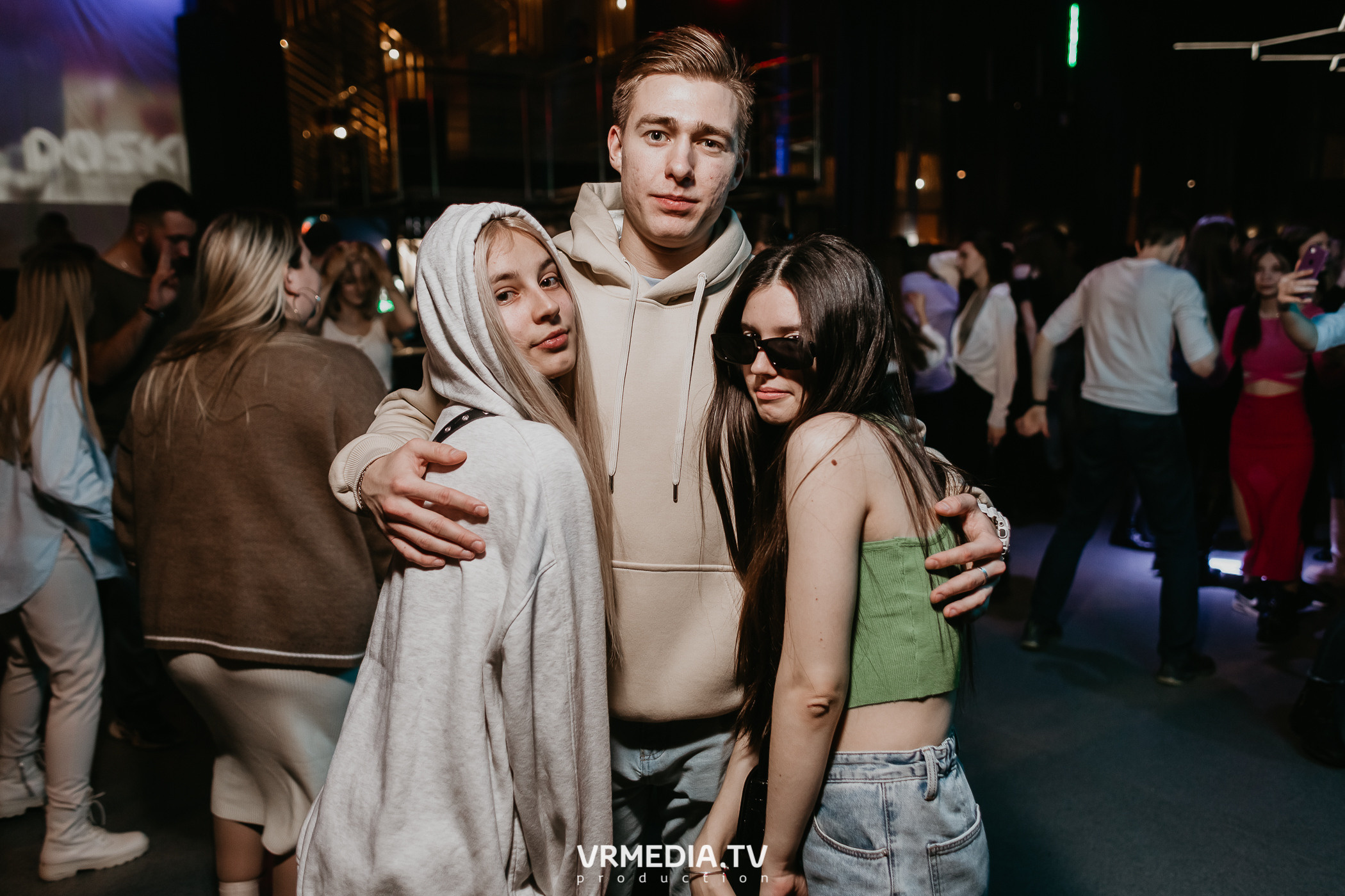 Выходные в баре «DOSKI»