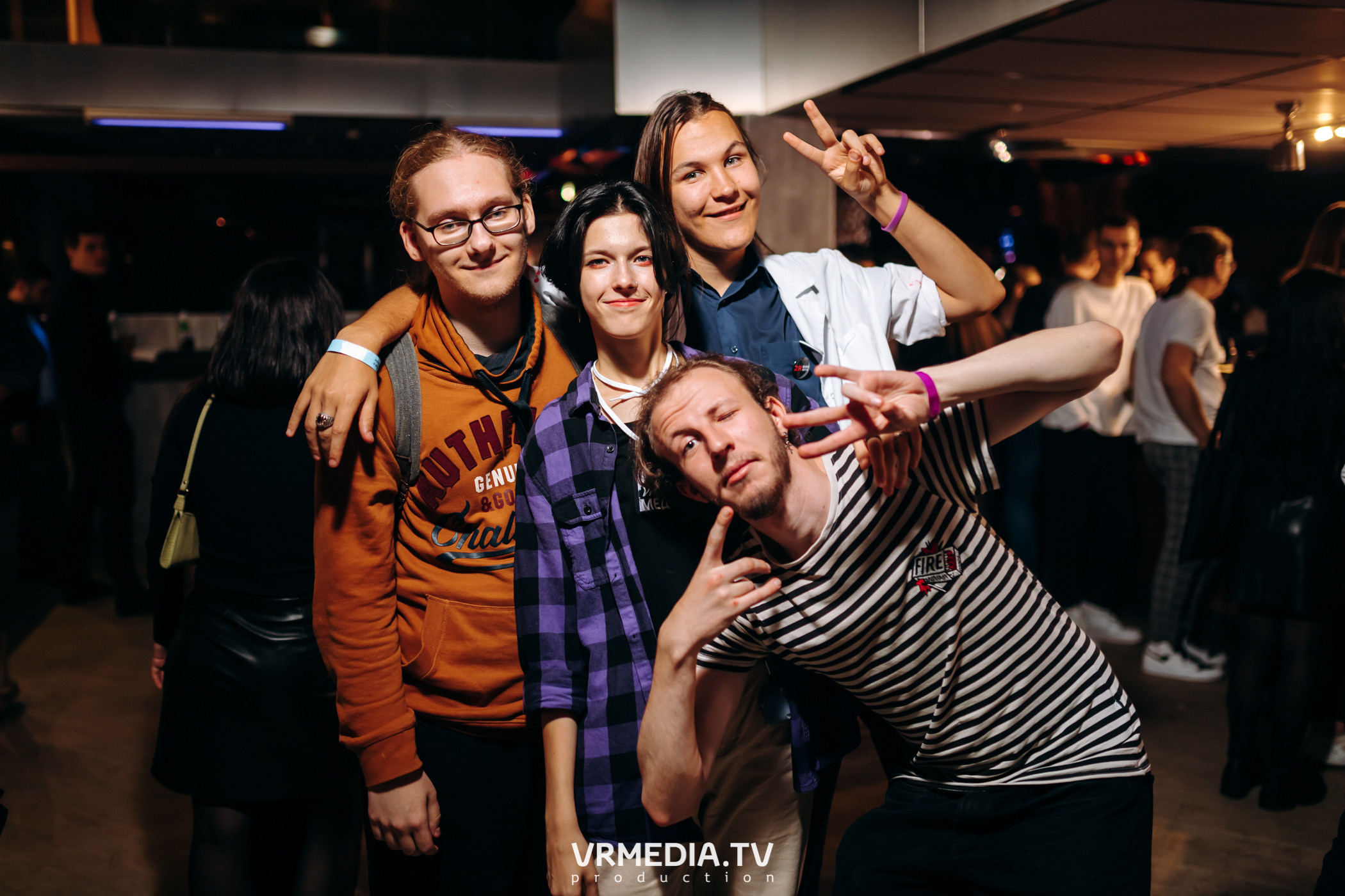 Ночь, Рейв и Мед