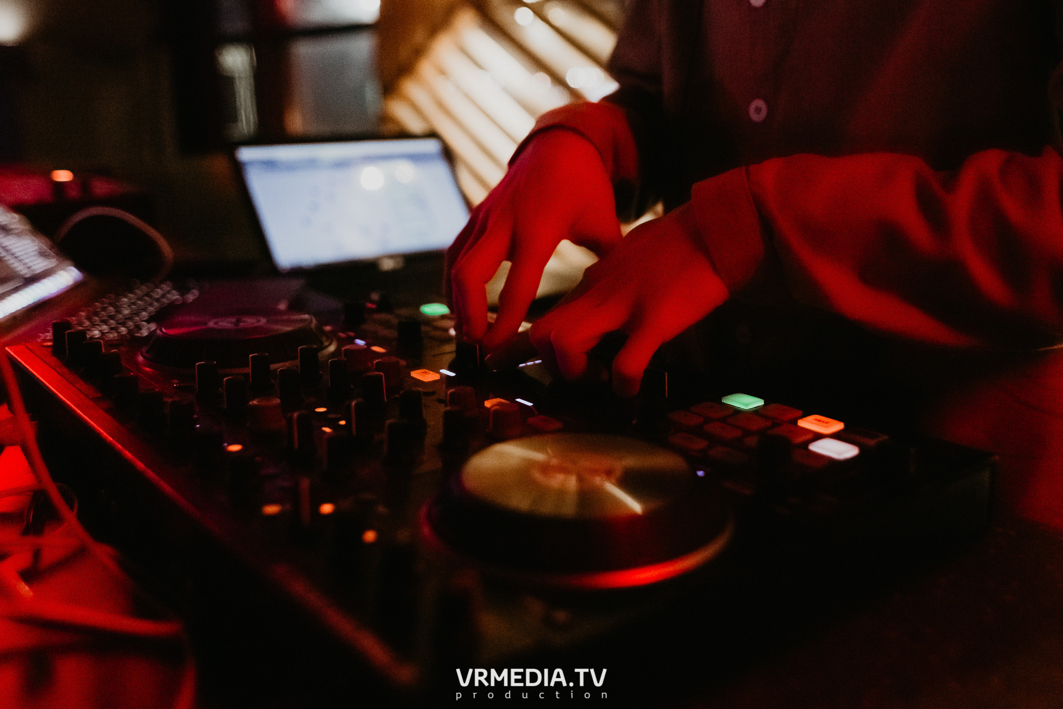 Выходные в баре «DOSKI»