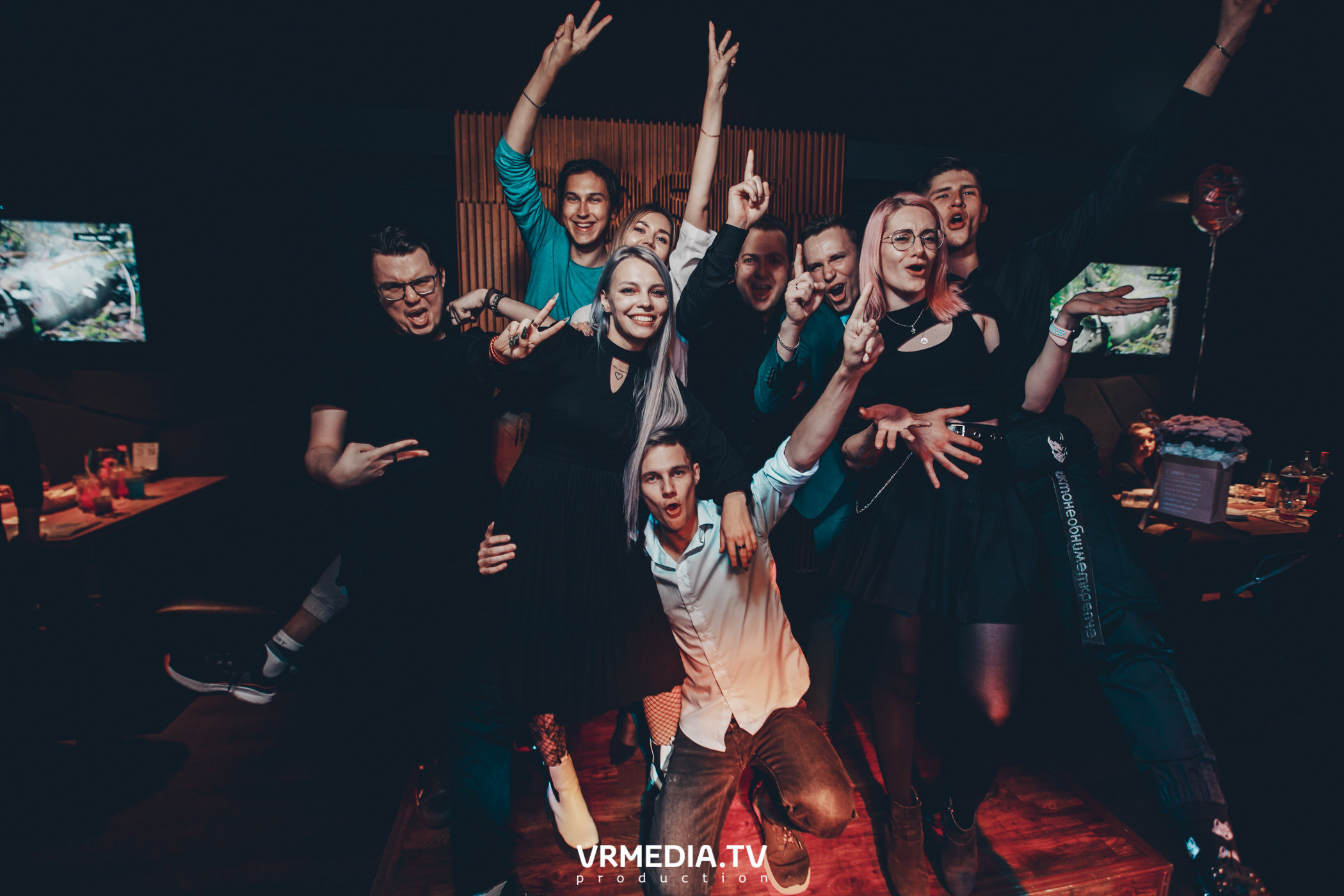 Выходные в баре «DOSKI»