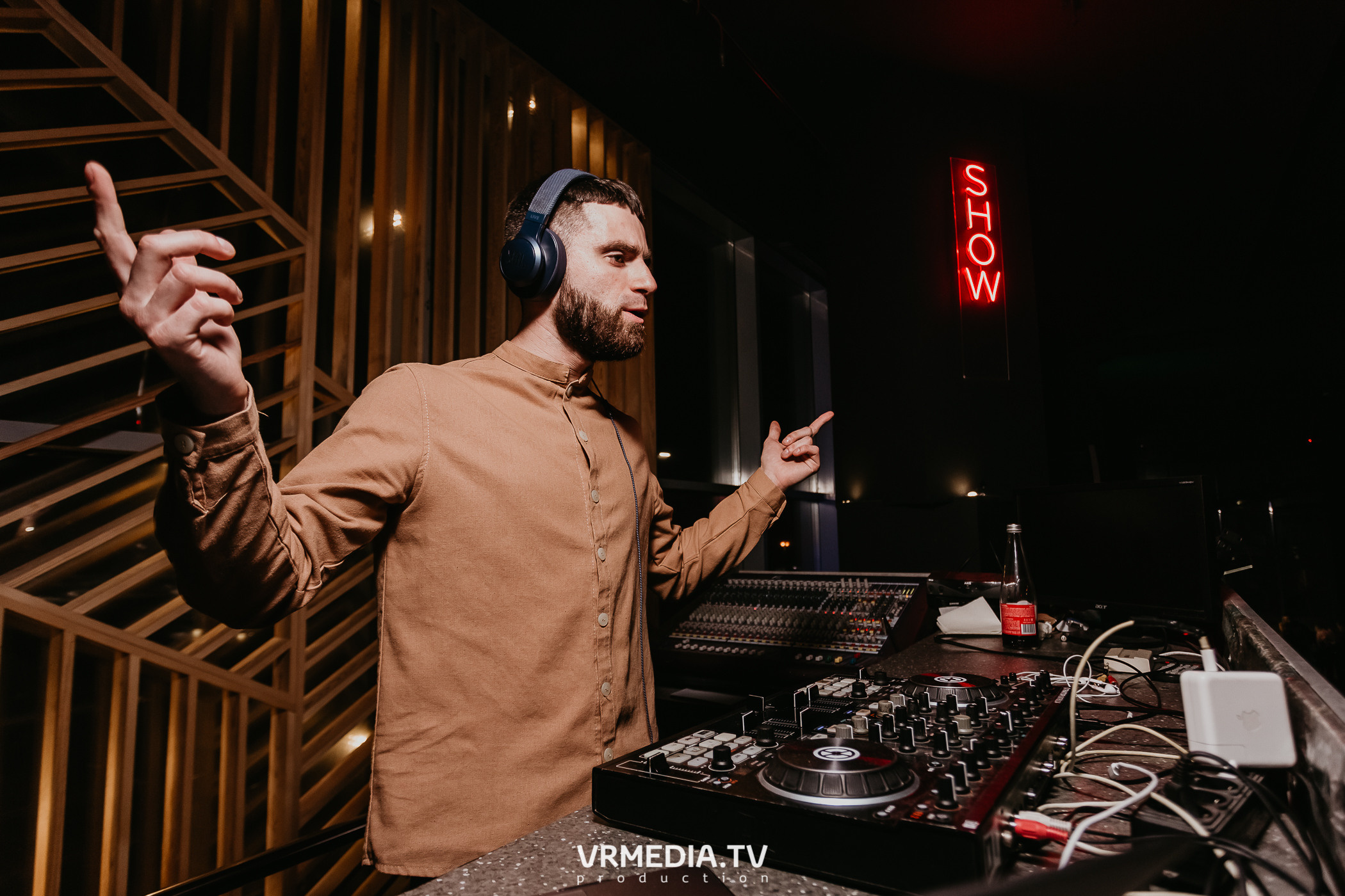 Выходные в баре «DOSKI»