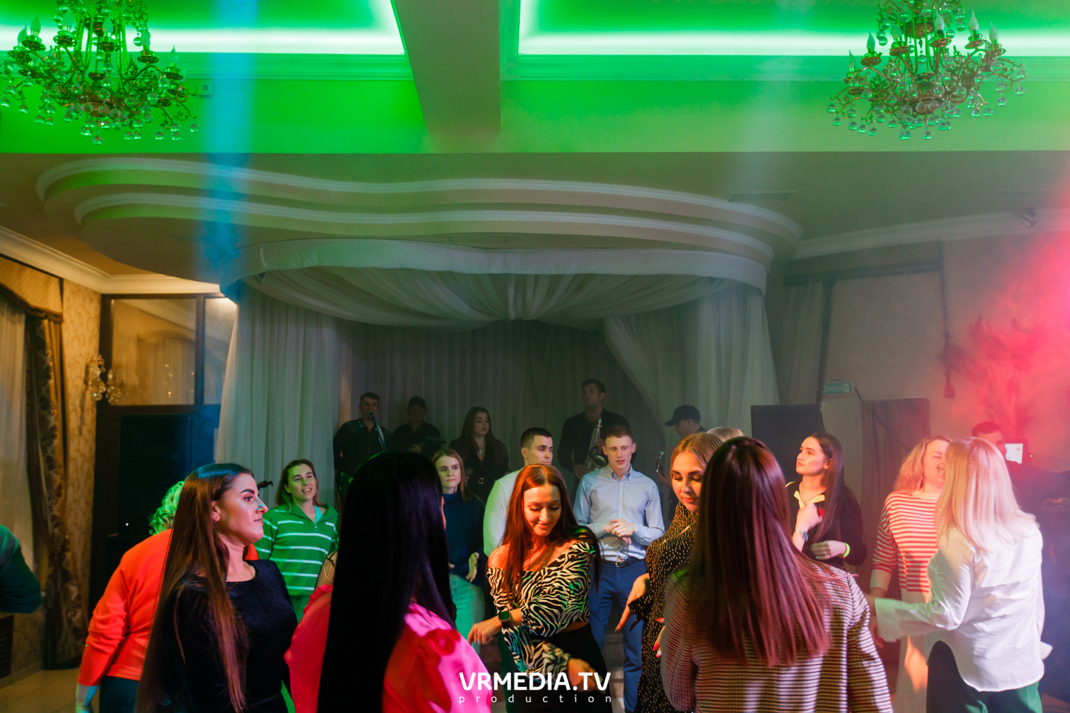 Выходные в ресторане «Лазурный берег»