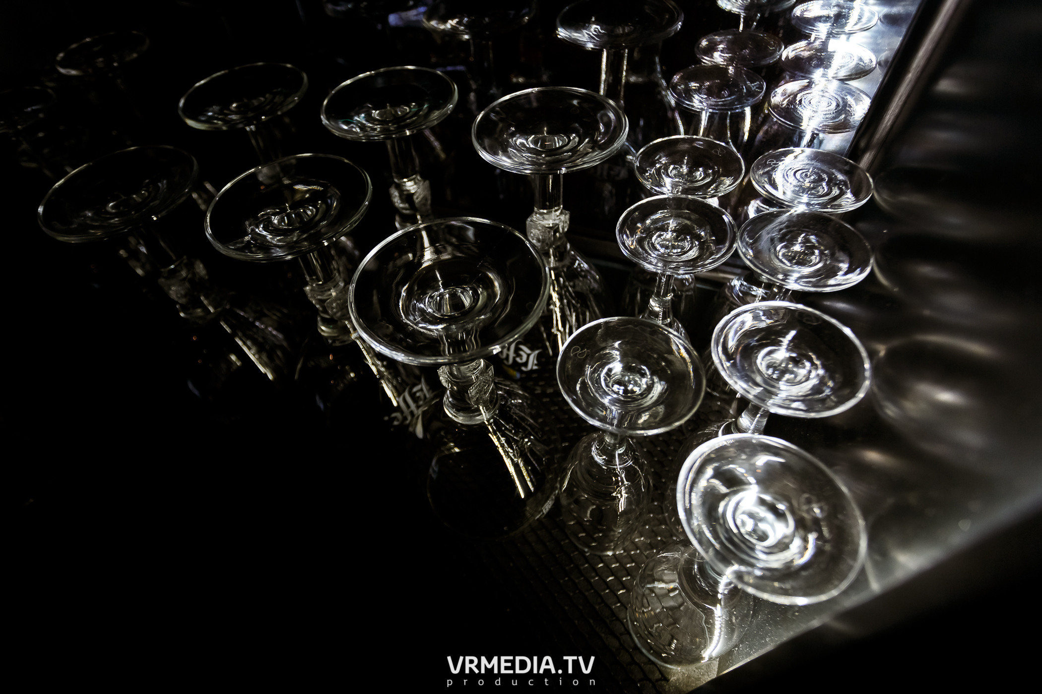 Выходные в караоке-баре «Volna»