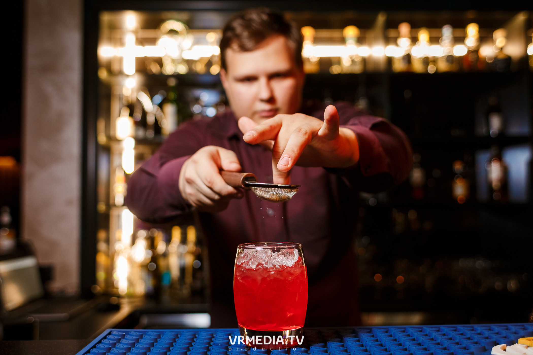 Выходные в караоке-баре «Volna»