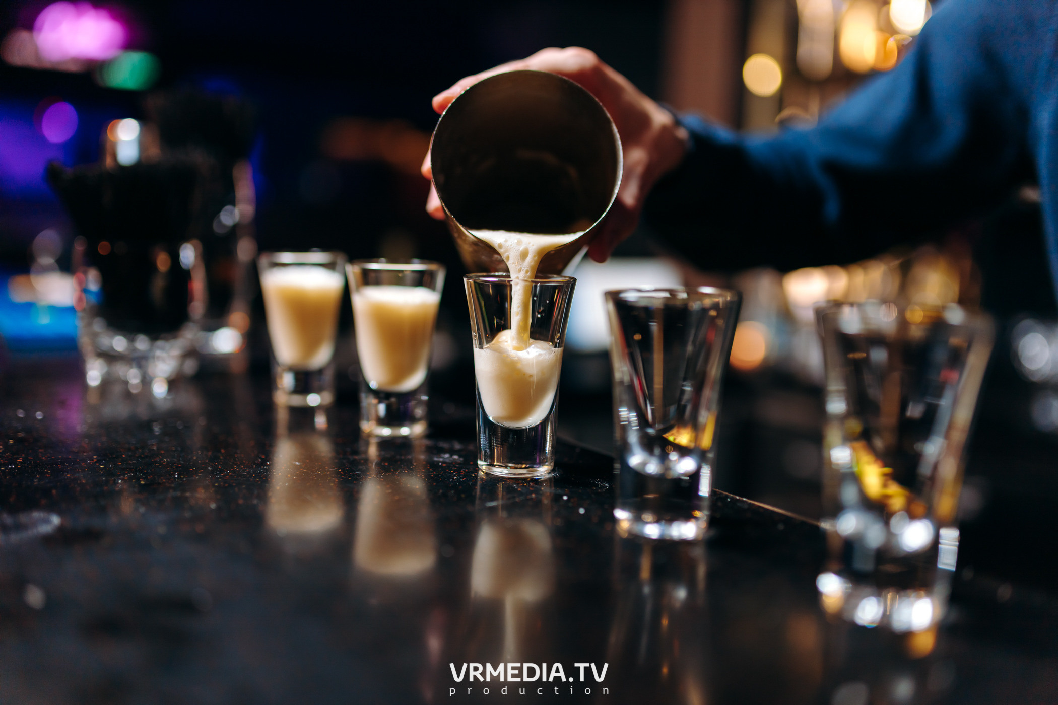 Ночь фотографии в караоке-баре «Volna»