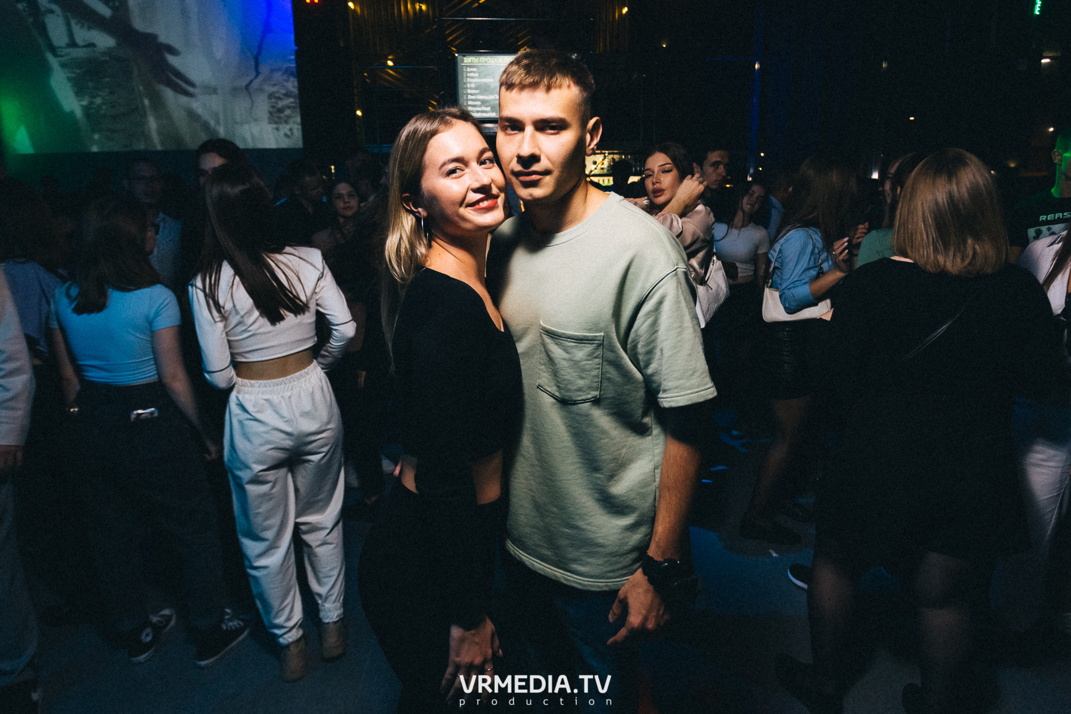 Выходные в баре «DOSKI»