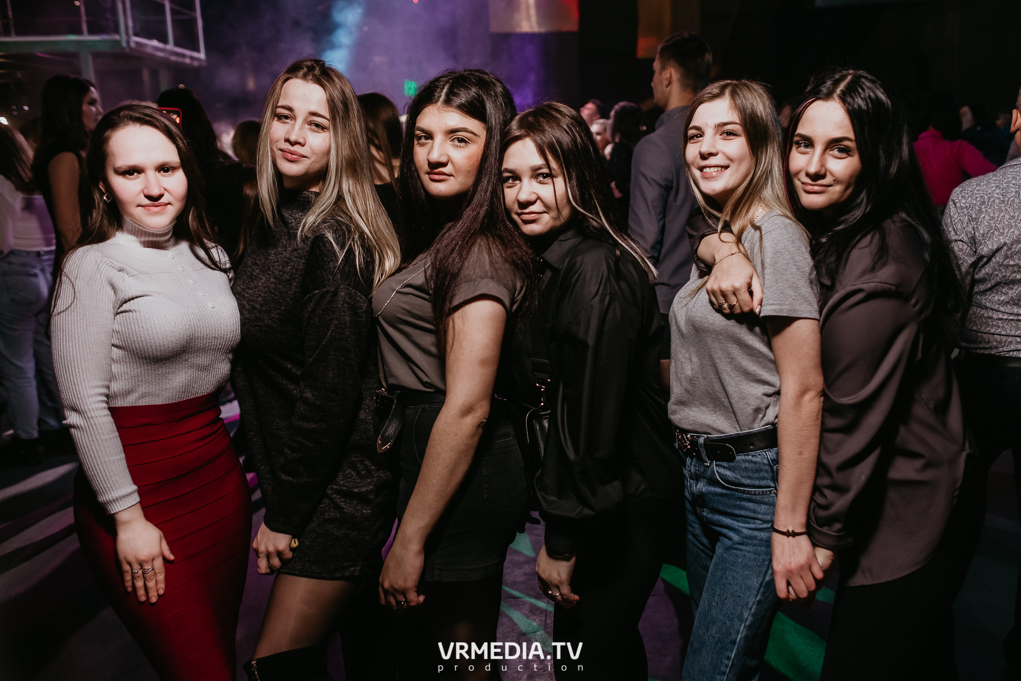 Выходные в баре «DOSKI»