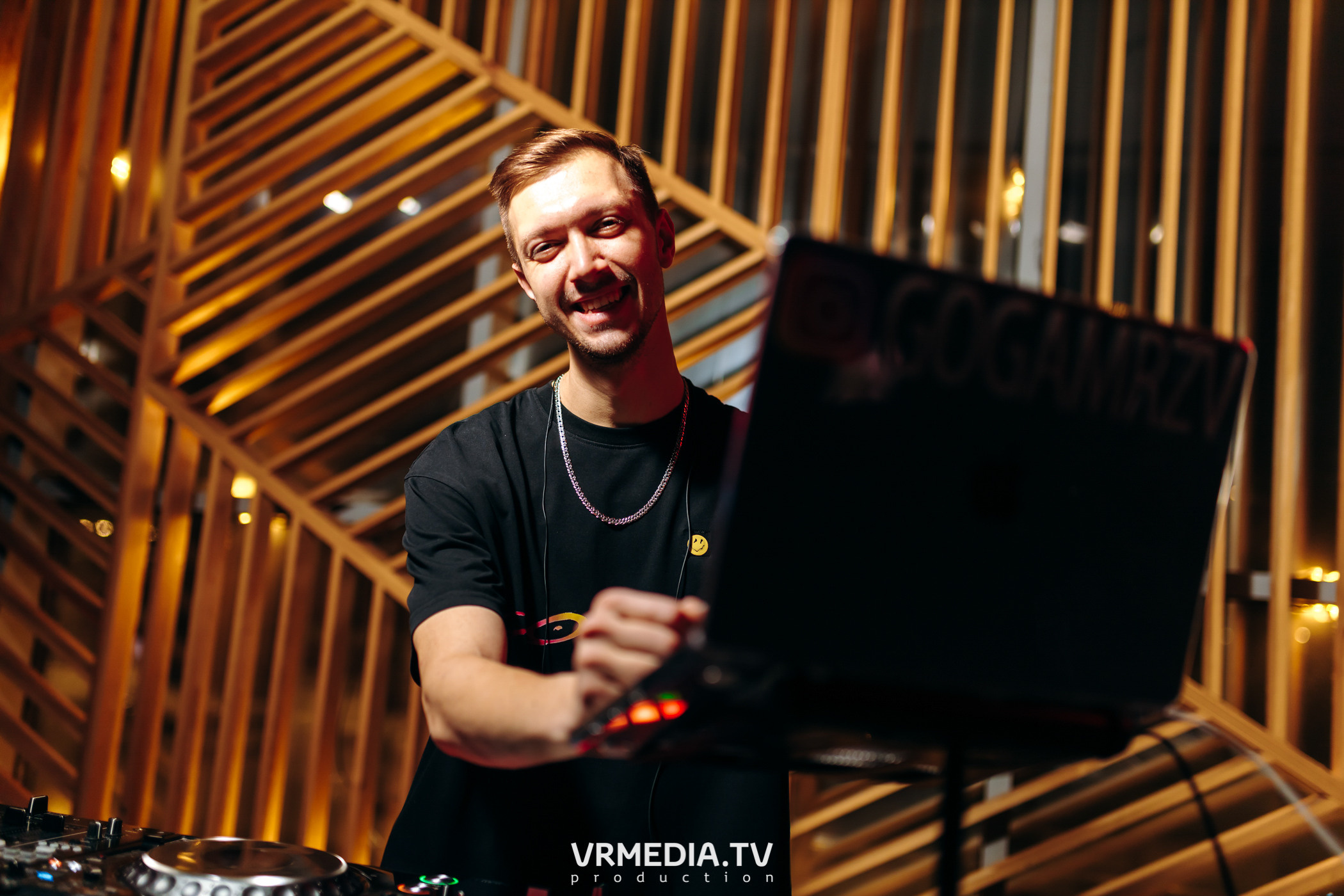 Выходные в баре «DOSKI»