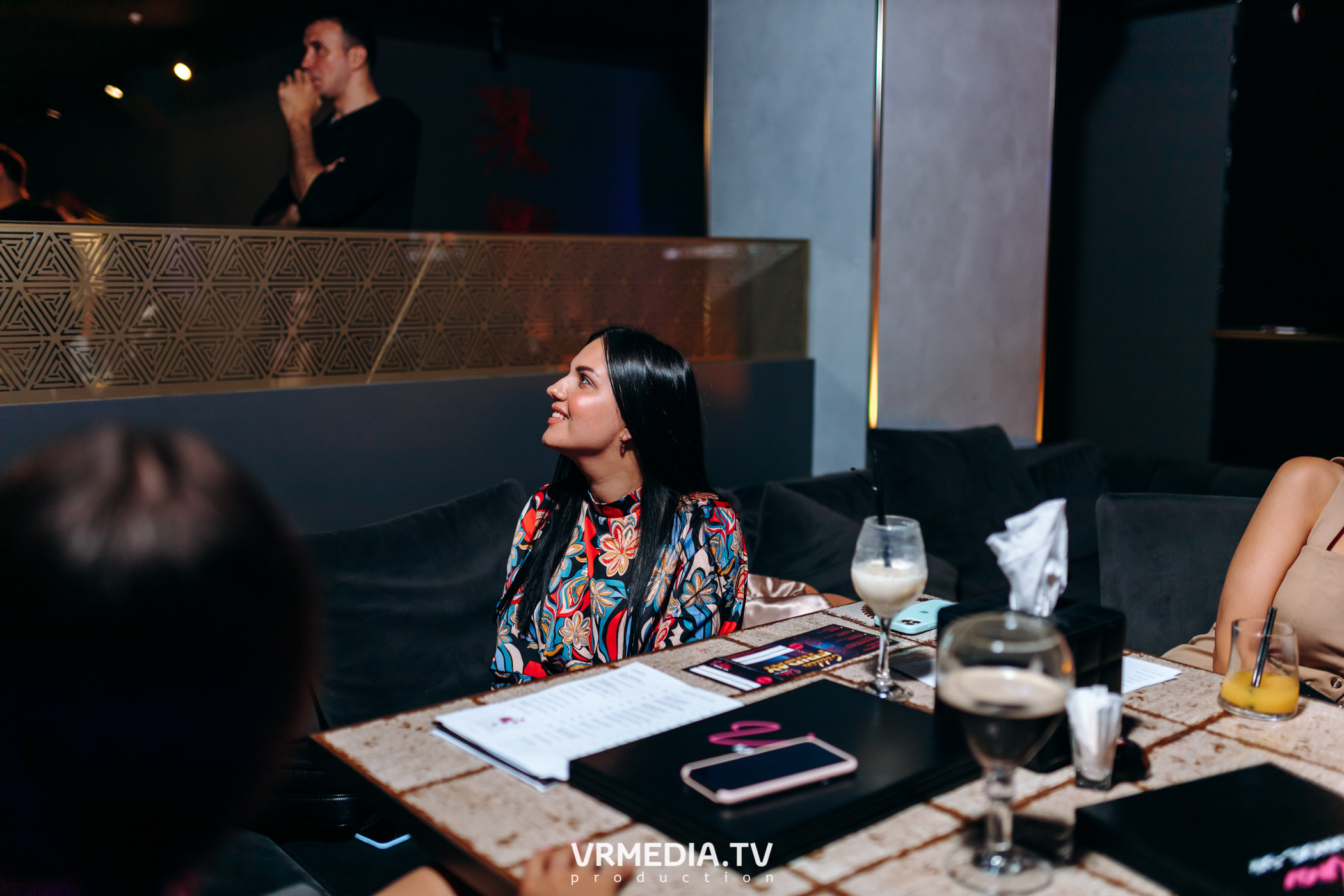 Ночь фотографии в караоке-баре «Volna»