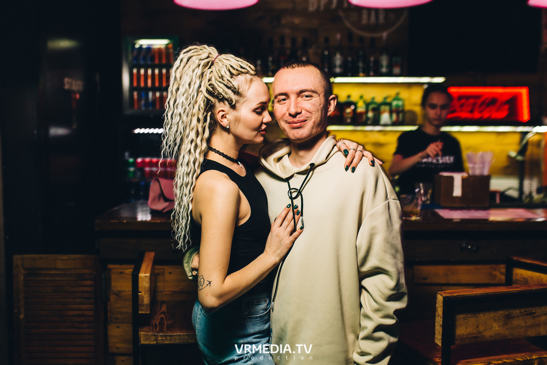 Выходные в баре «Хука Хаус»