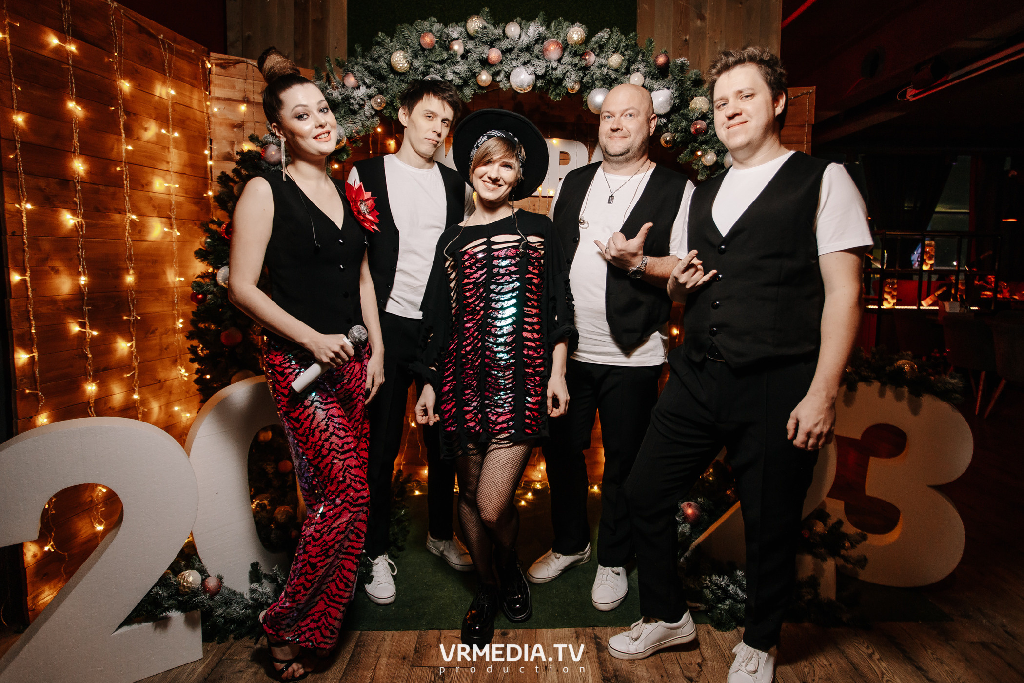 Выходные в баре «Хука Хаус»