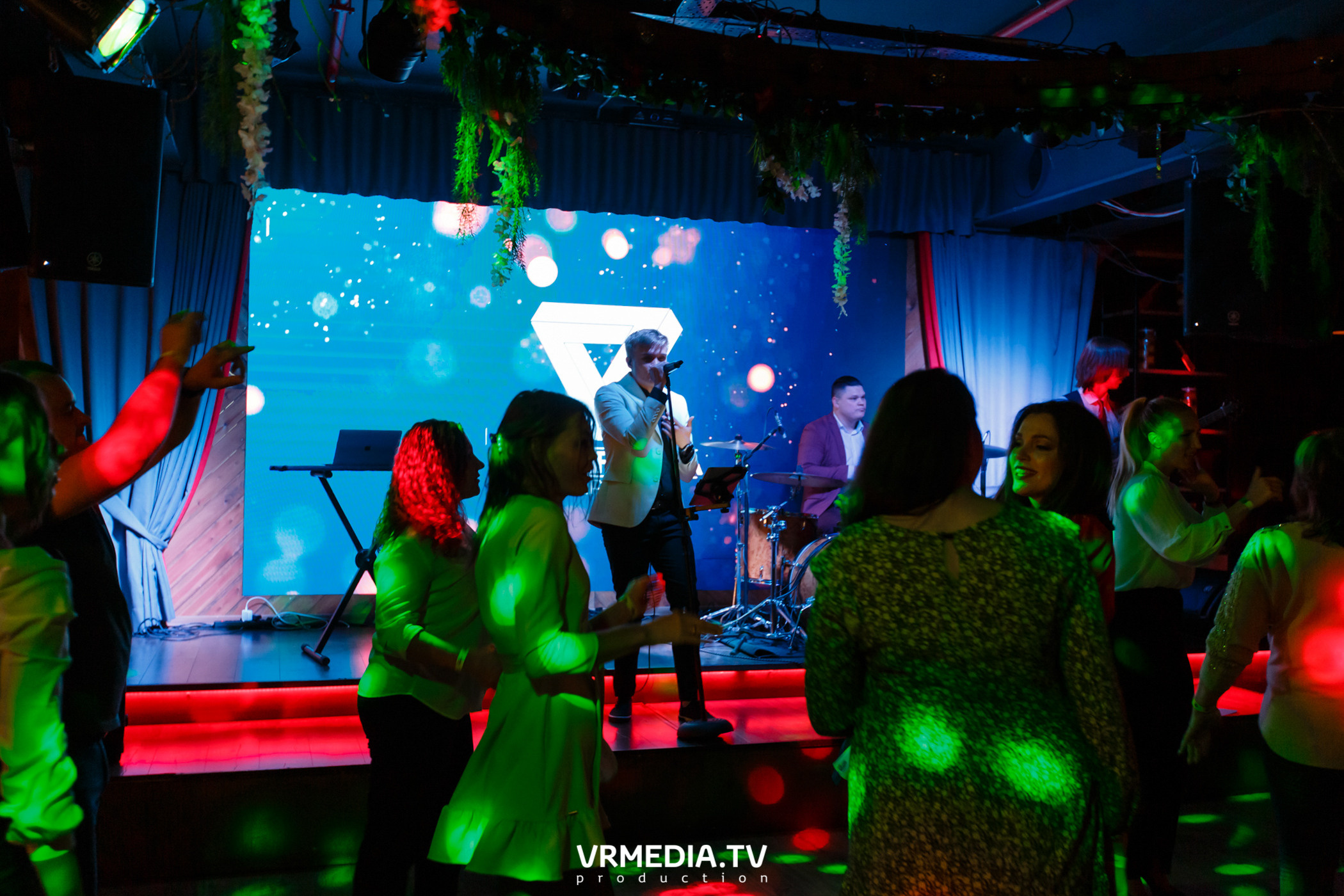 #ЖАРКИЕДНИИНОЧИ в гриль-баре «Жара»