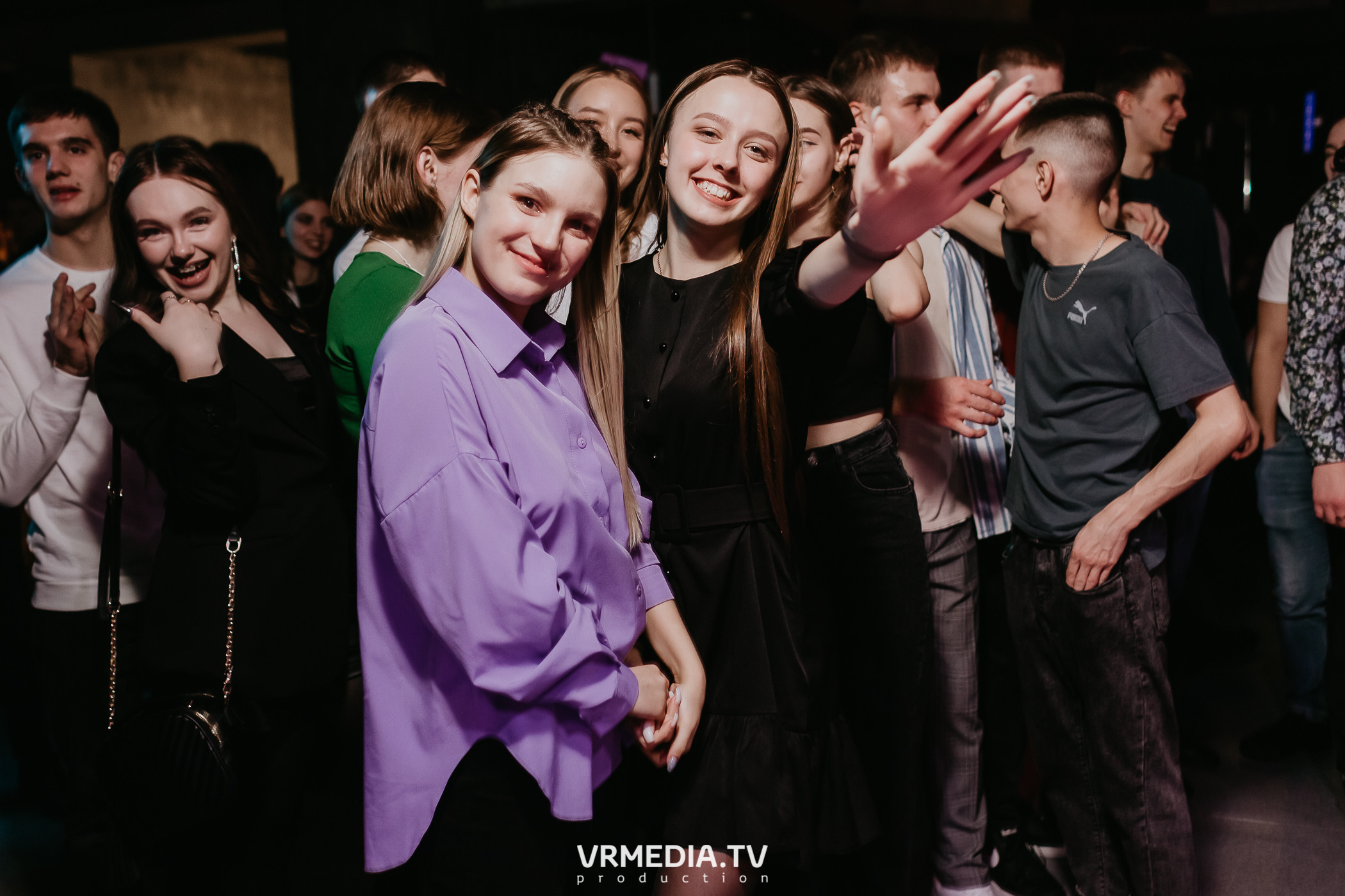 Выходные в баре «DOSKI»