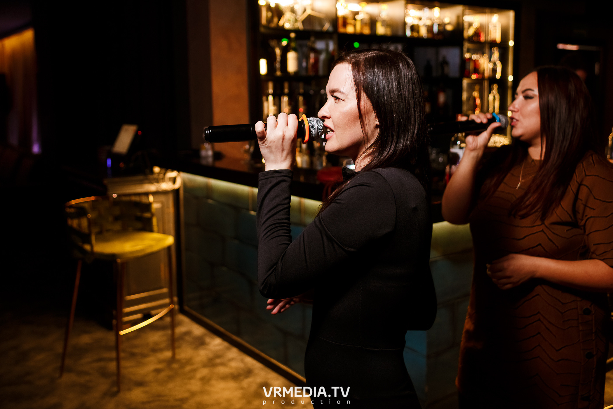 Выходные в караоке-баре «Volna»