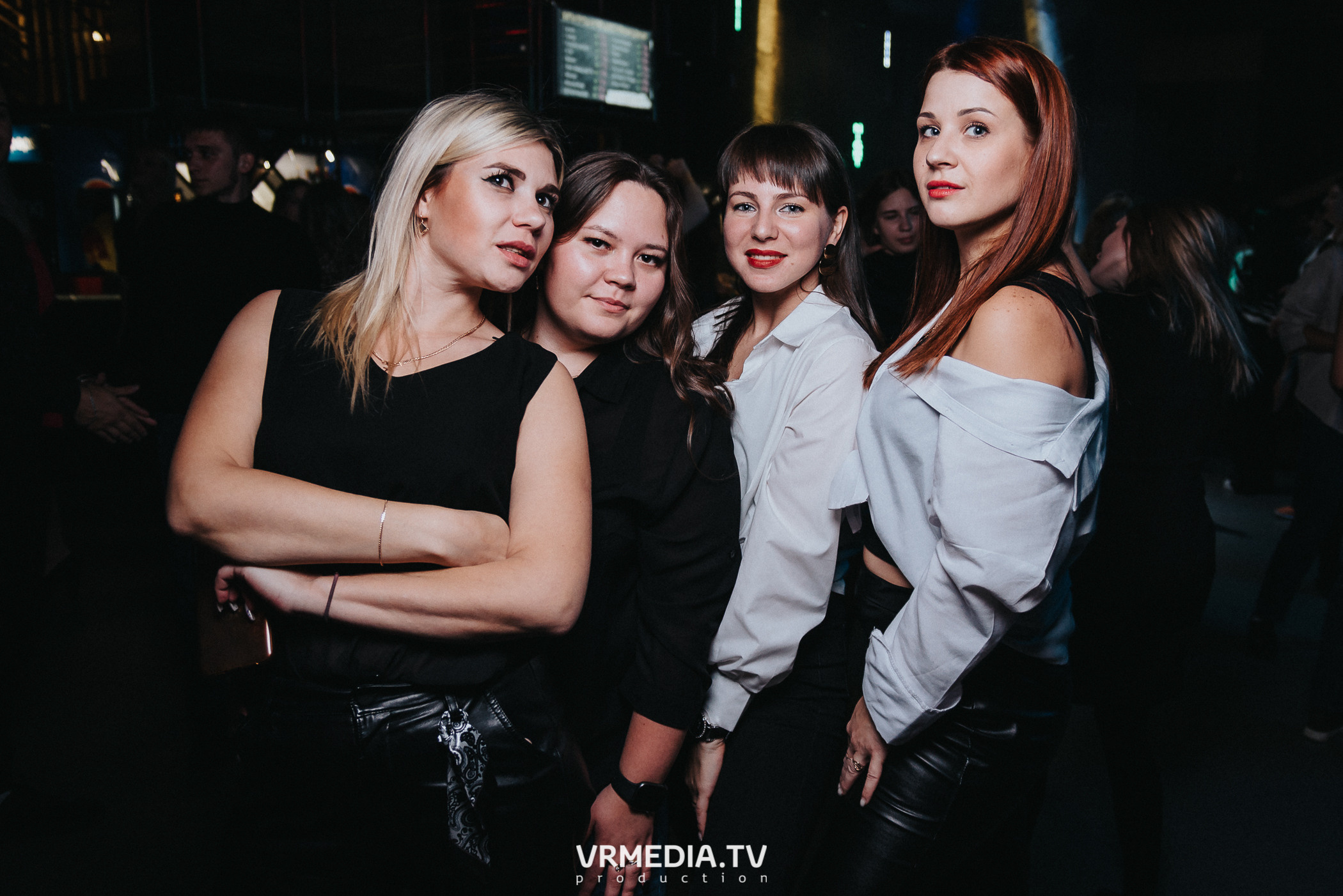 Выходные в баре «DOSKI»