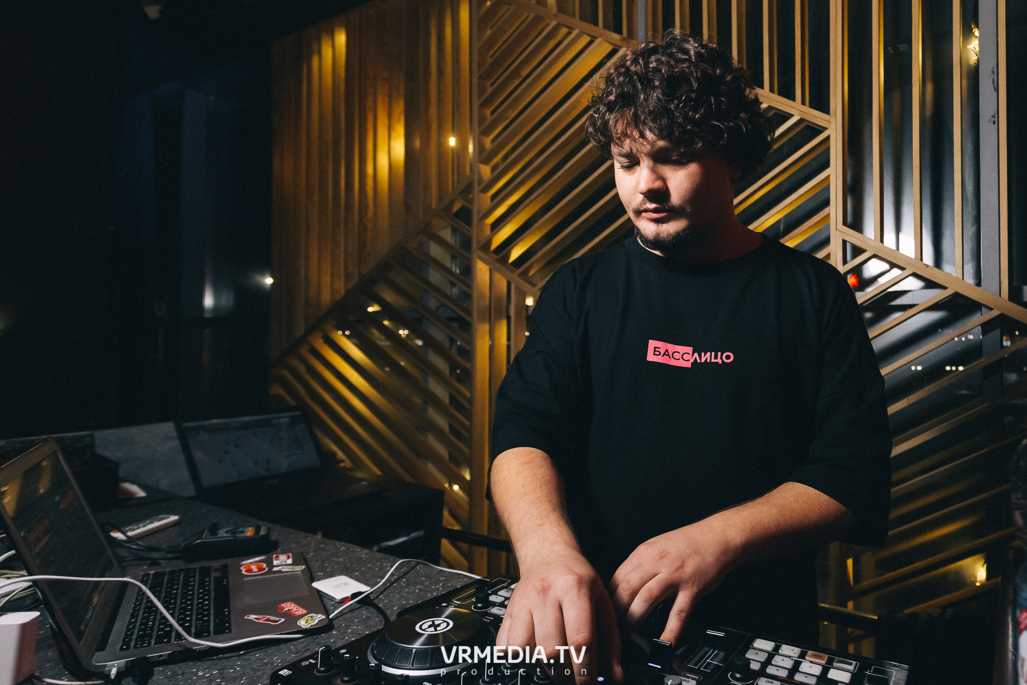 Выходные в баре «DOSKI»