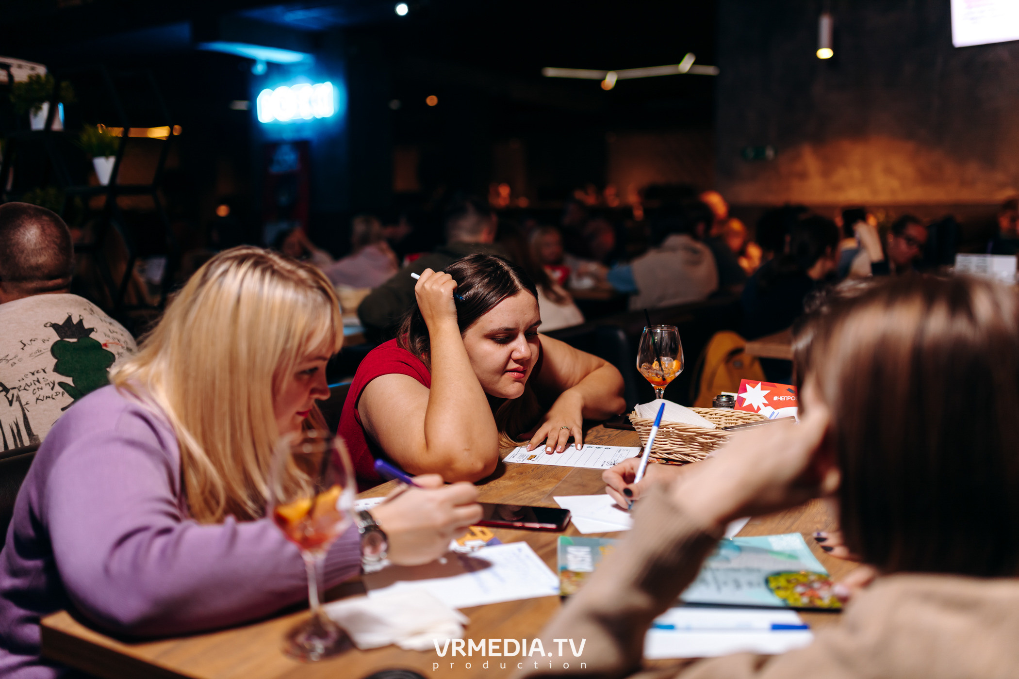 WoW QuiZ в баре «DOSKI»