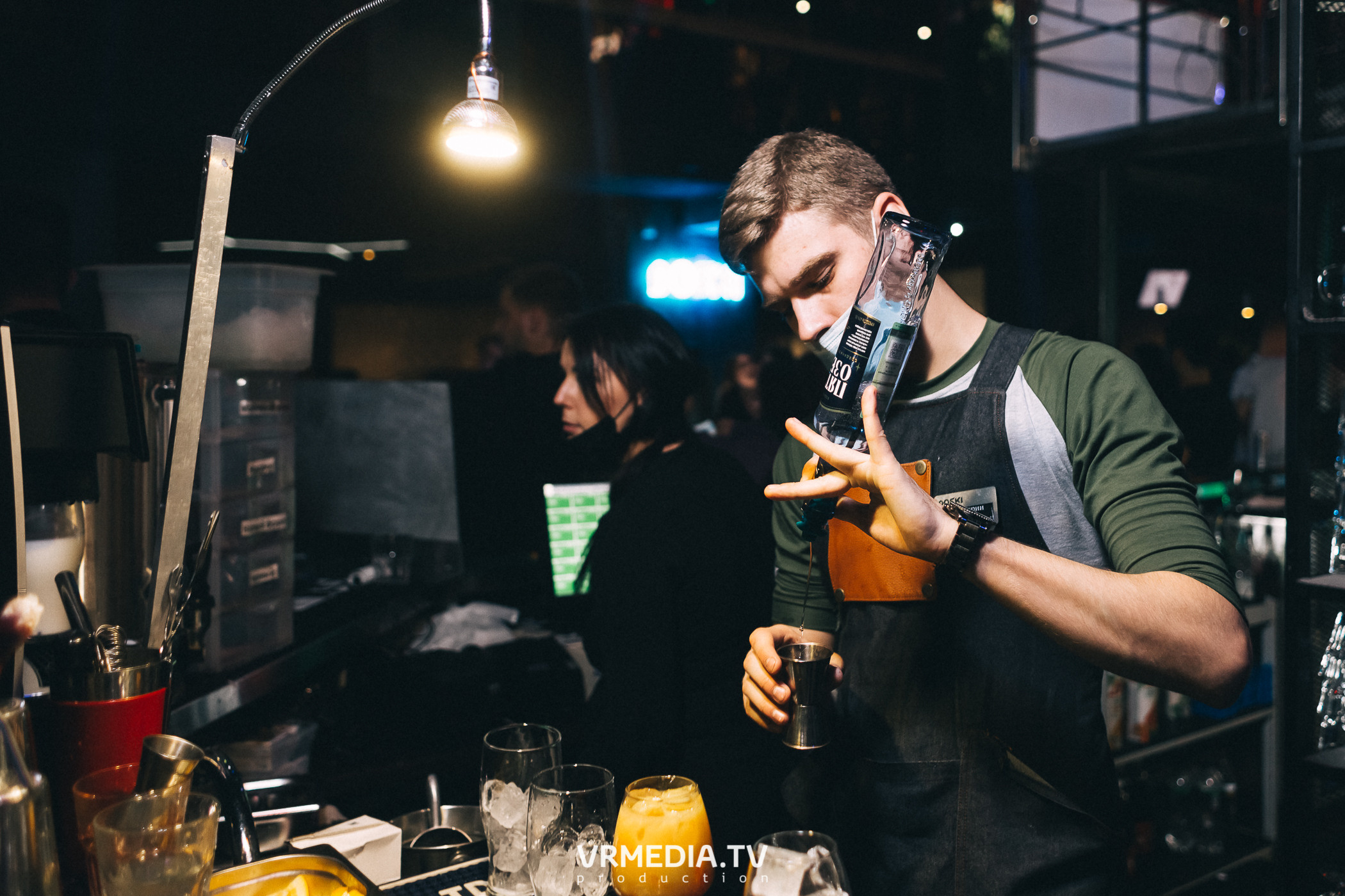 Выходные в баре «DOSKI»