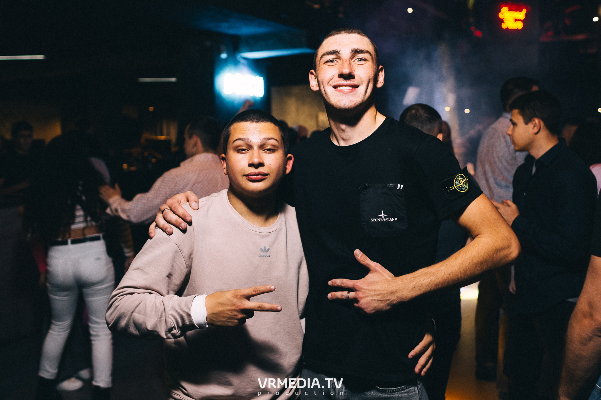 Выходные в баре «DOSKI»