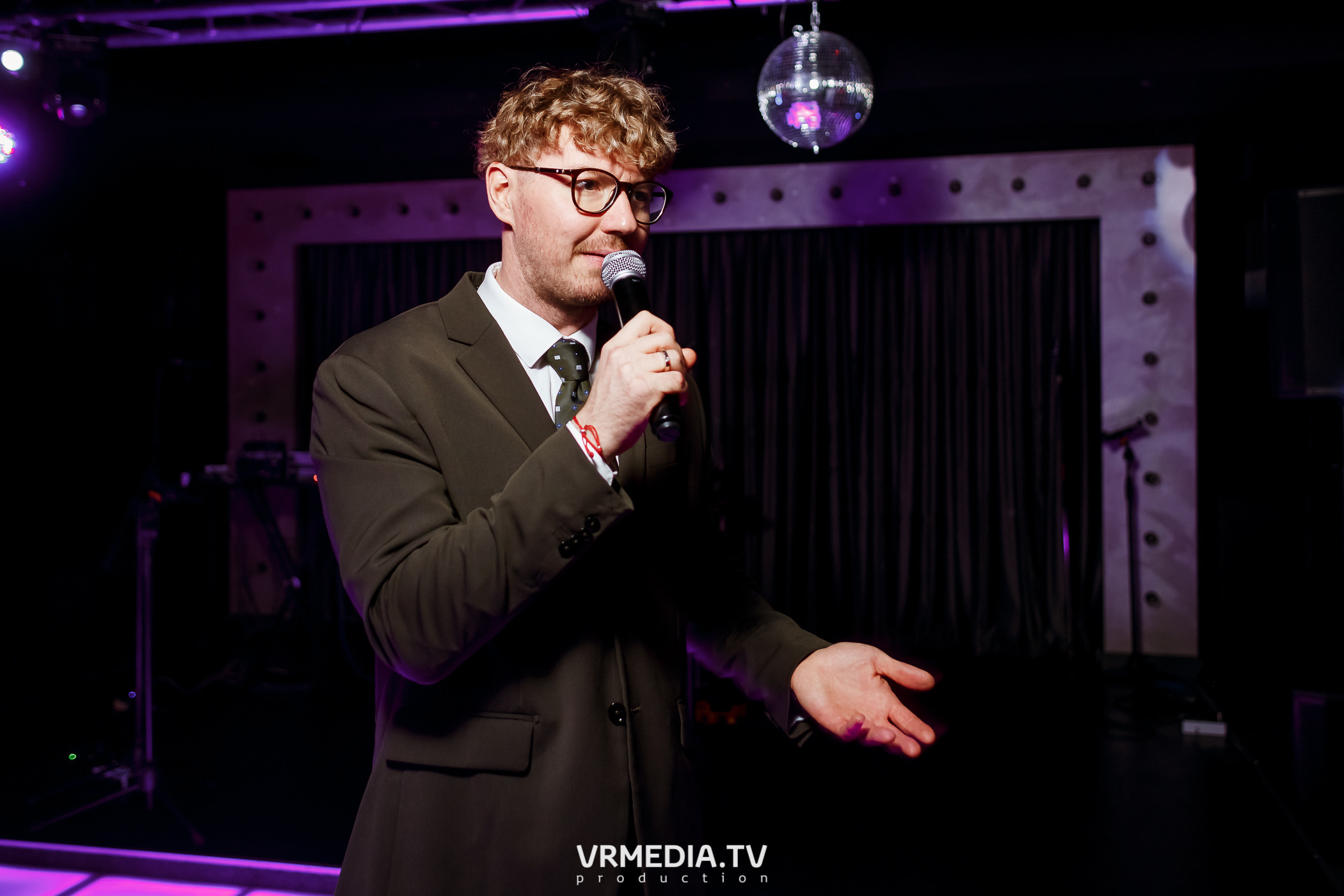 Выходные в караоке-баре «Volna»