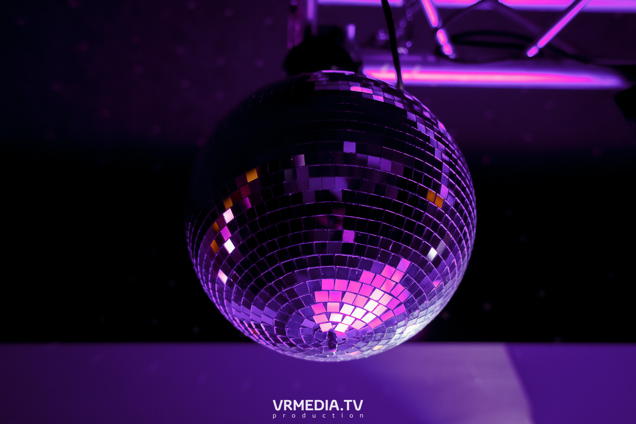 Выходные в караоке-баре «Volna»