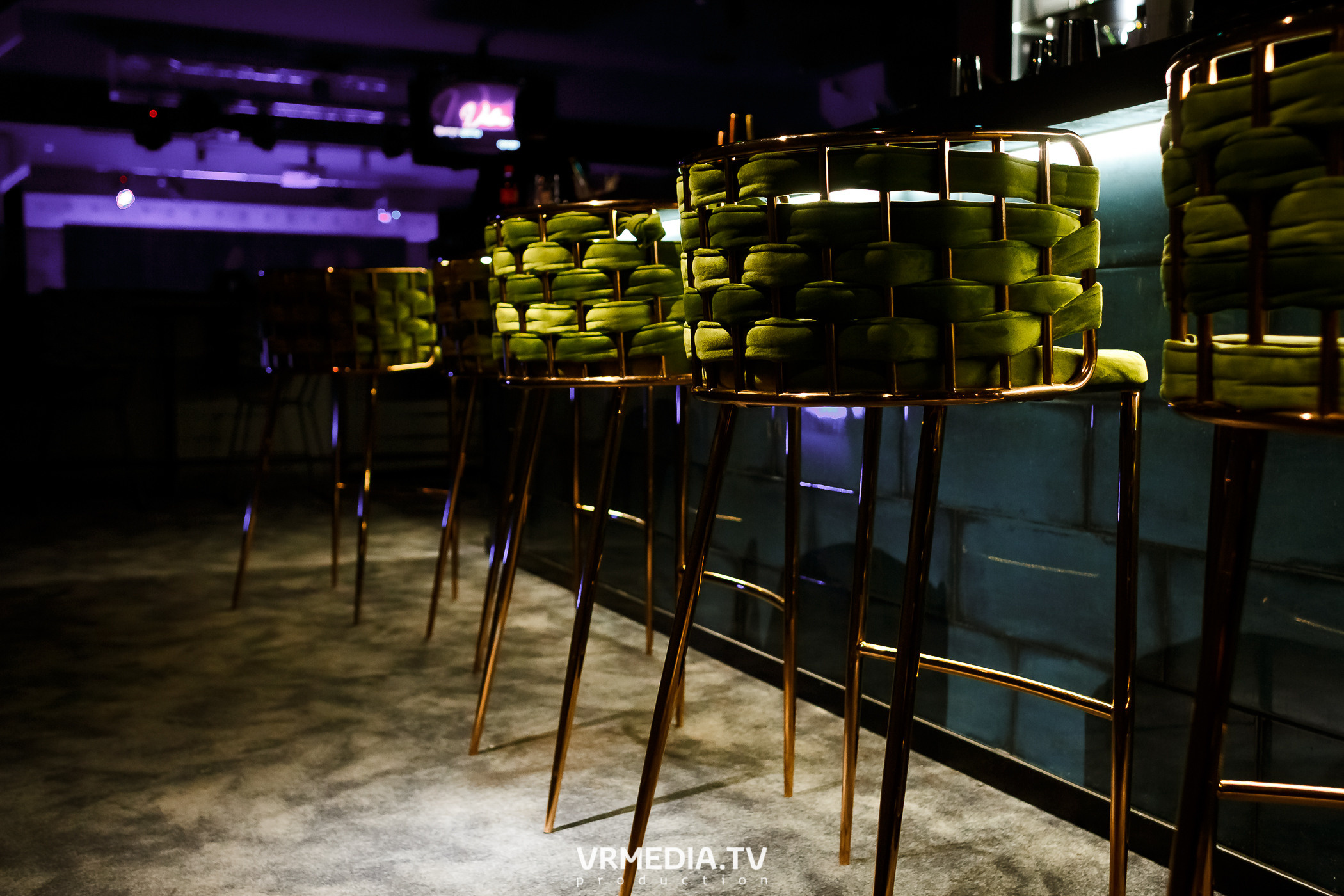 Выходные в караоке-баре «Volna»