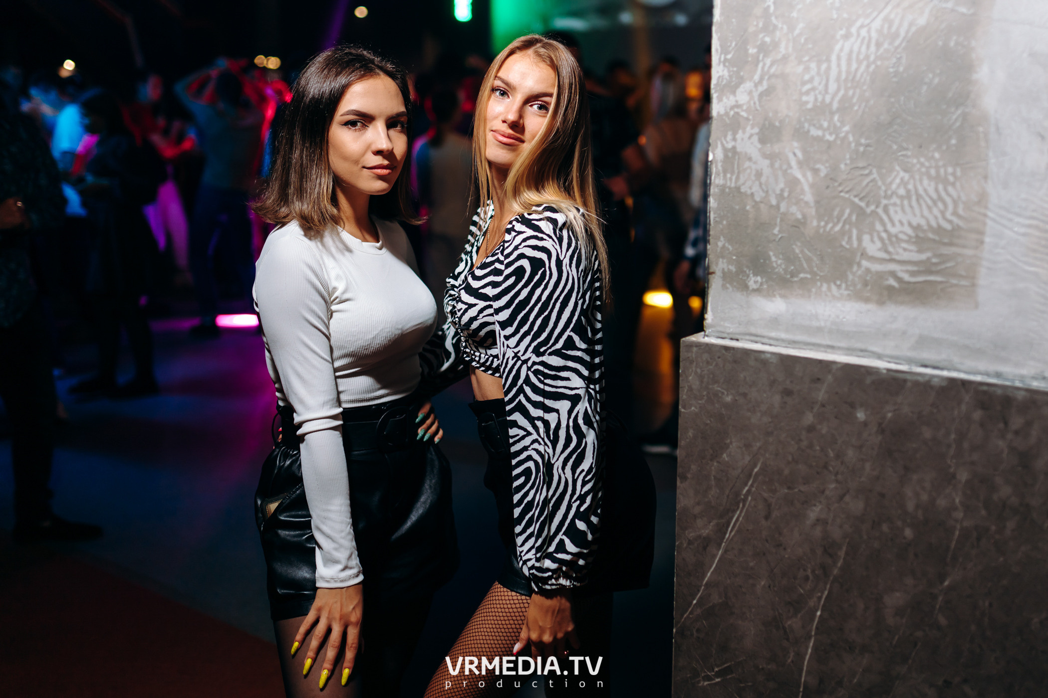 Выходные в баре «DOSKI»