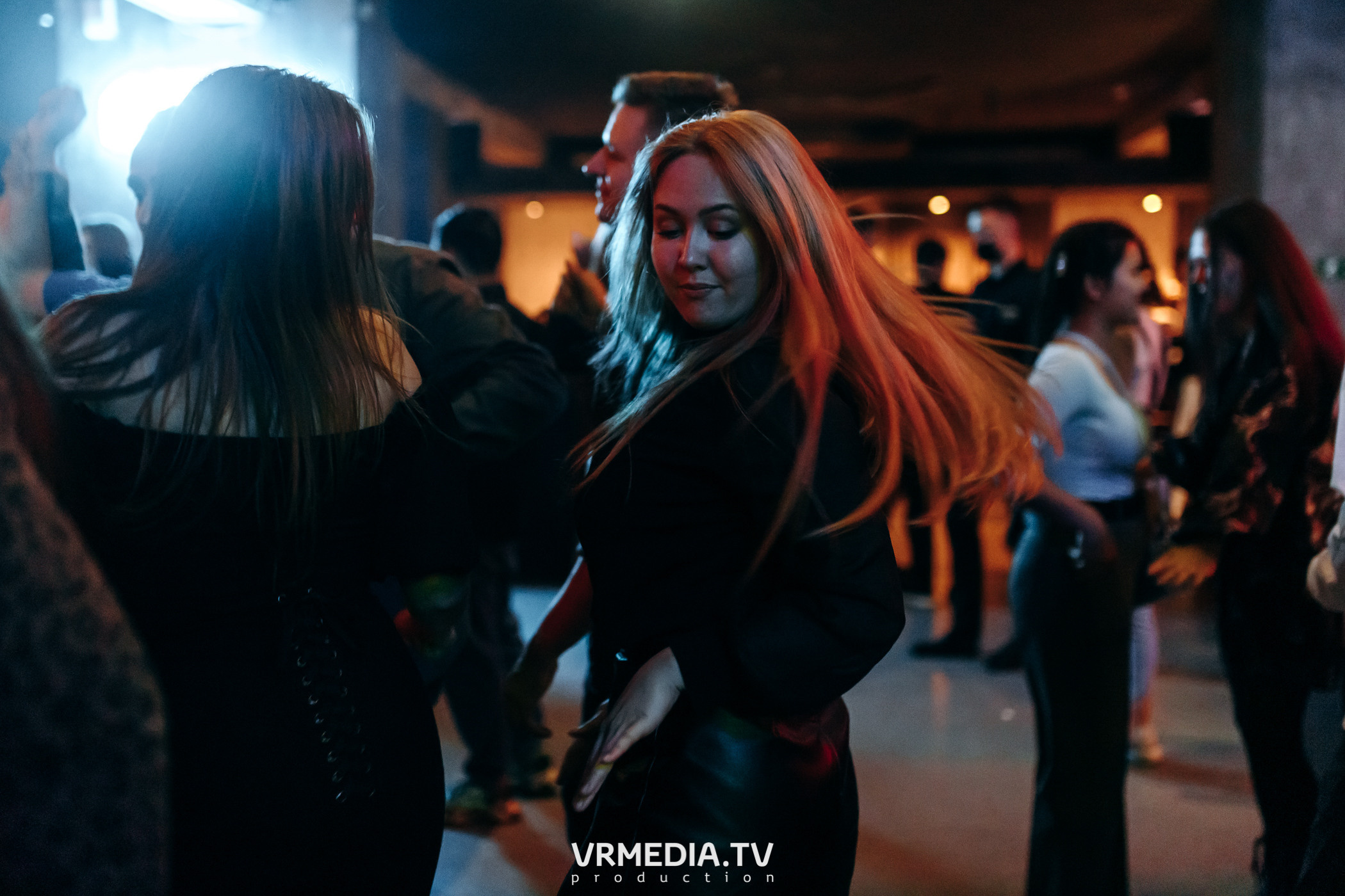 Выходные в баре «DOSKI»