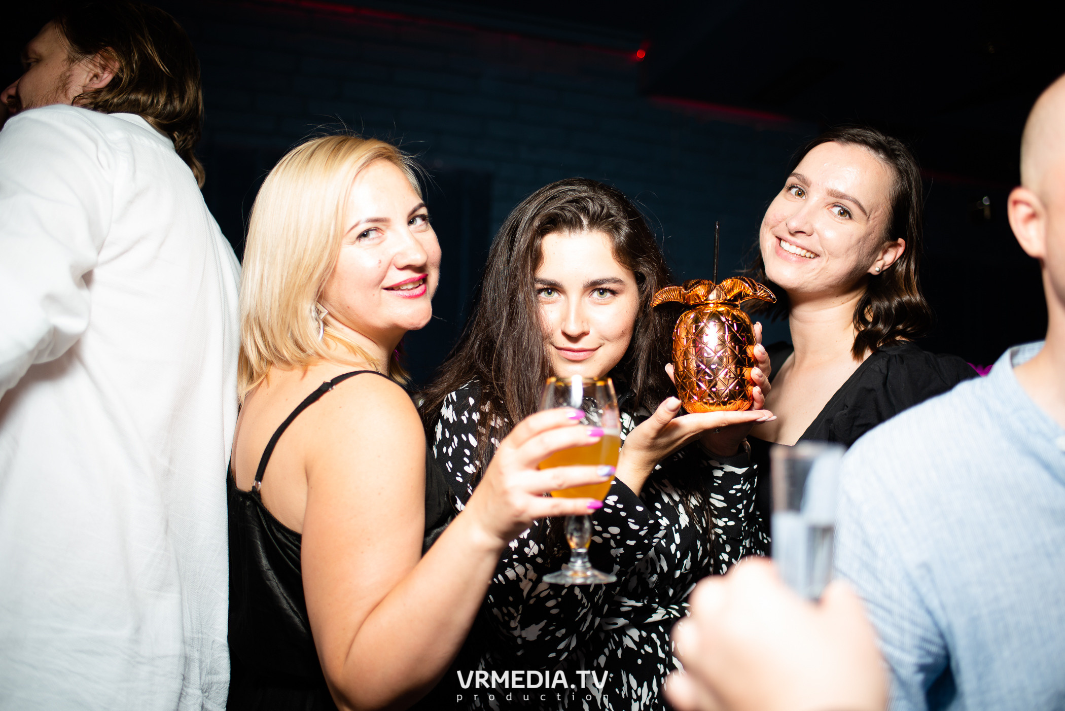 Выходные в караоке-баре «Опера»