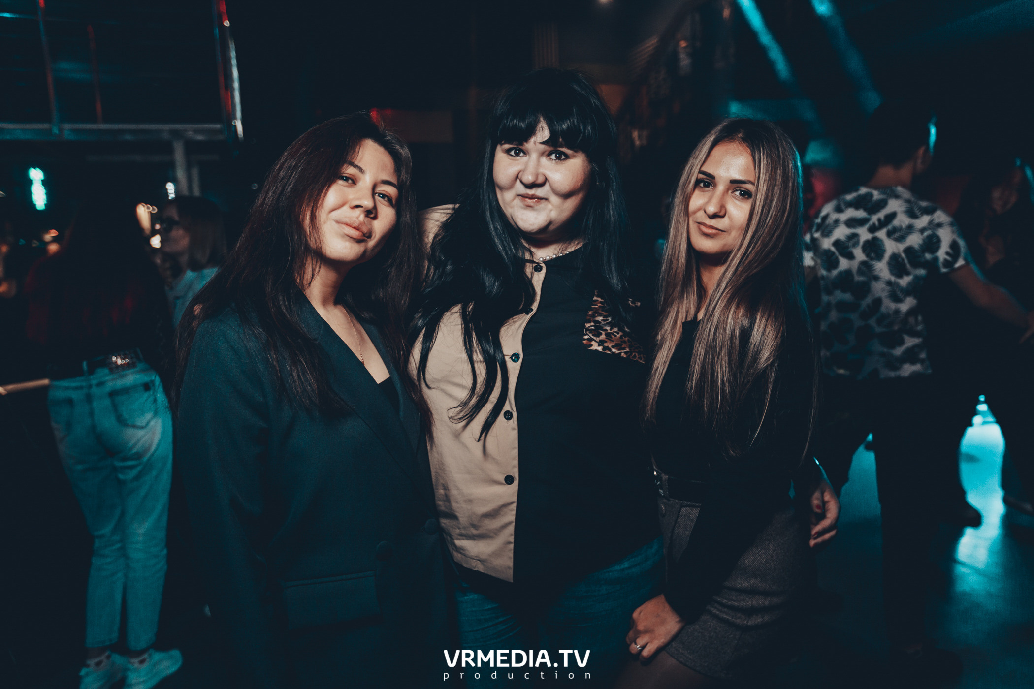 Выходные в баре «DOSKI»