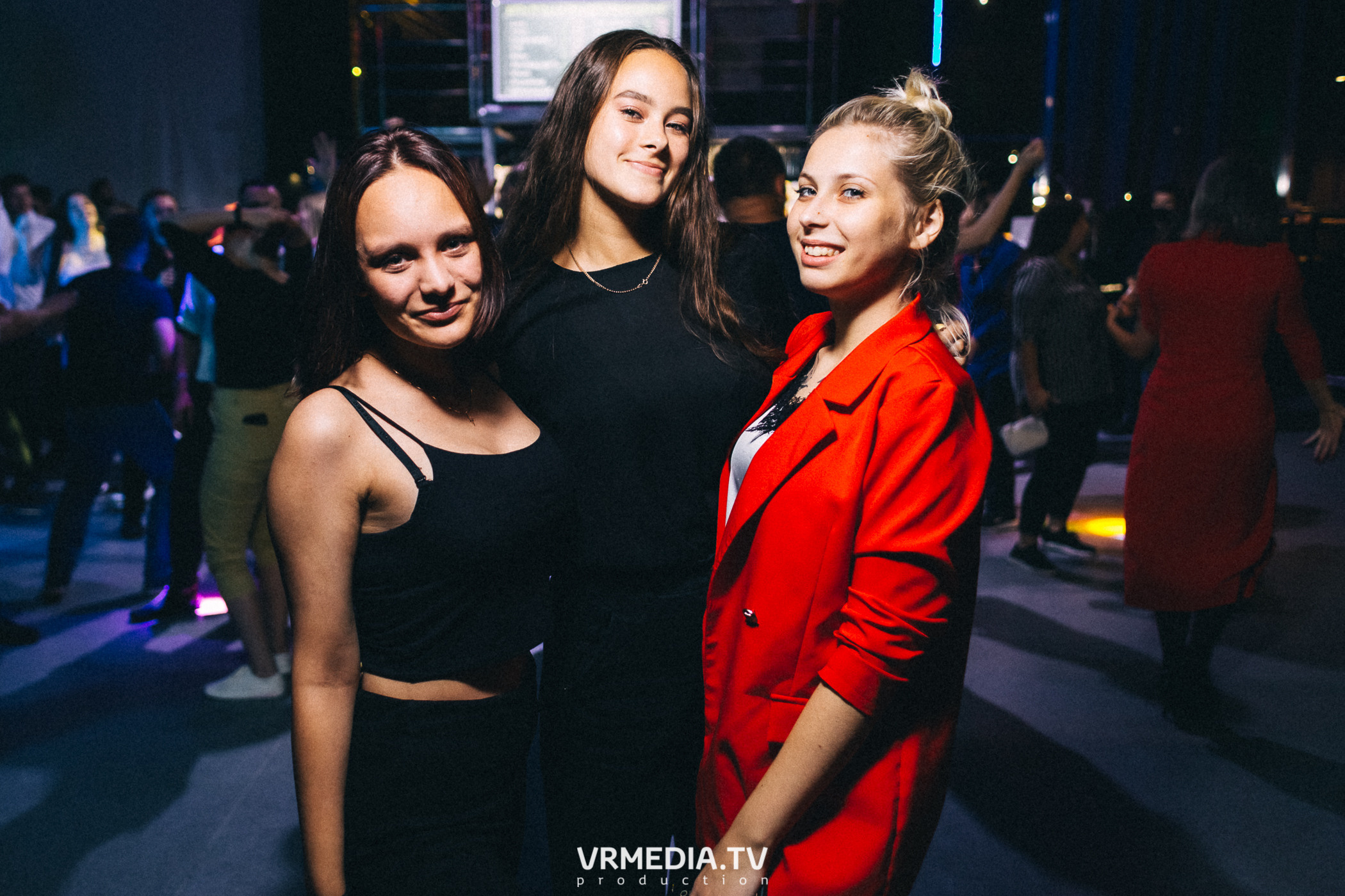 Выходные в баре «DOSKI»