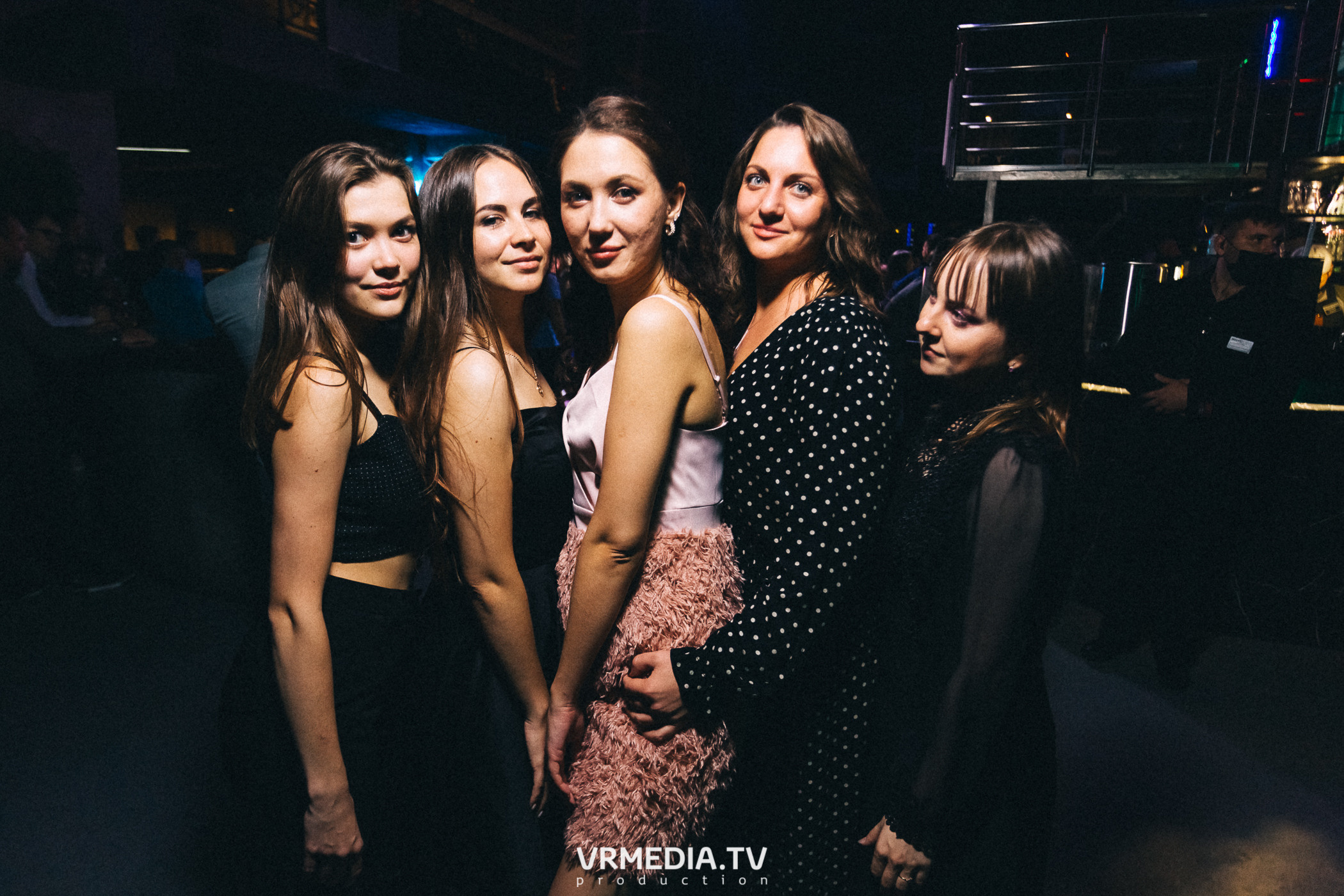 Выходные в баре «DOSKI»