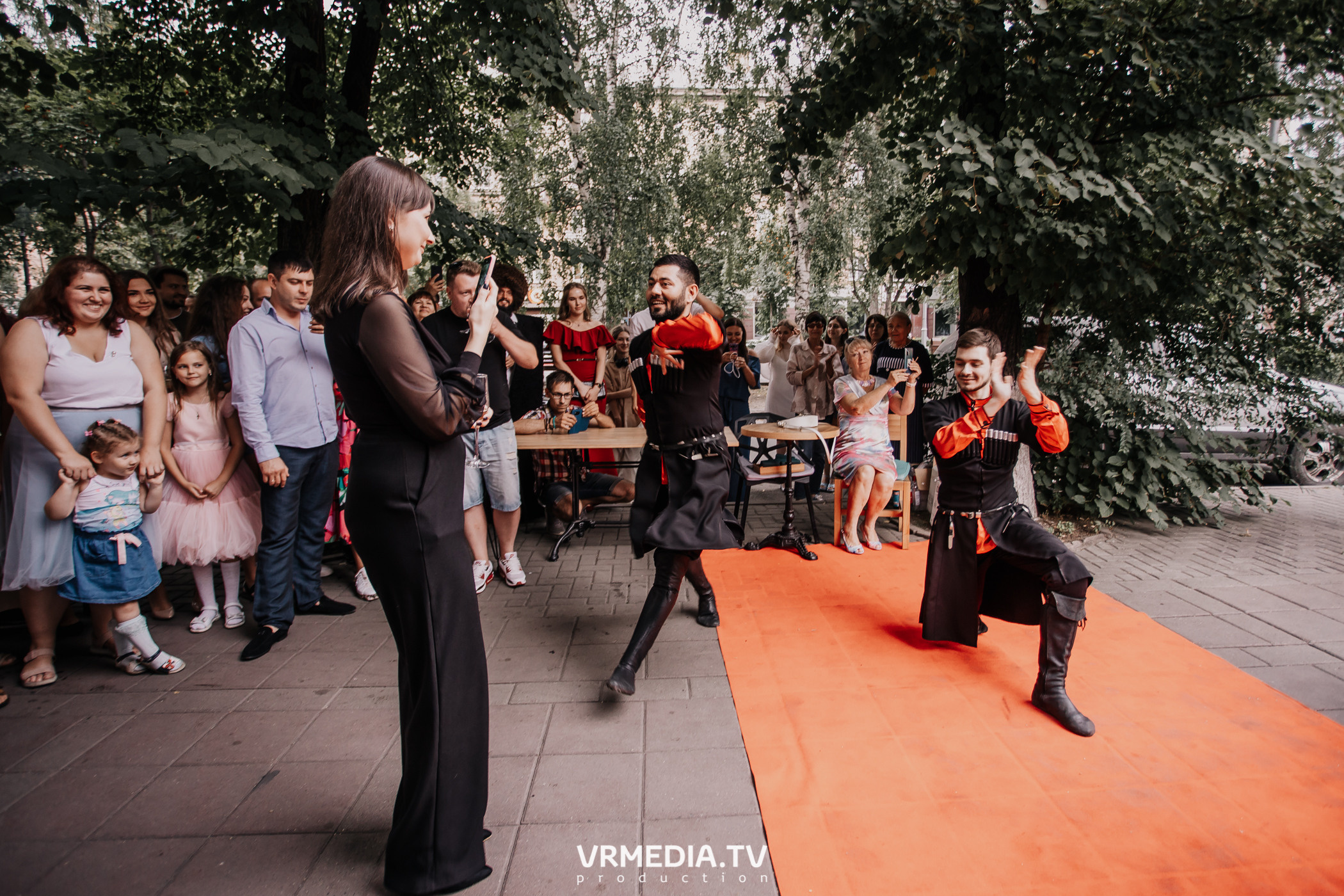 День рождения ресторана «Батоно Хинкали»