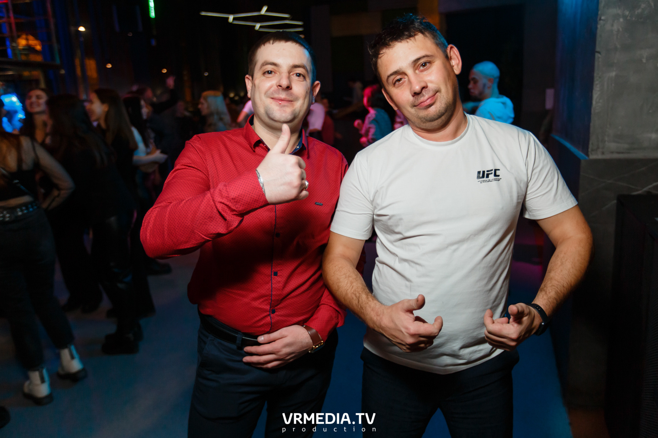 Выходные в баре «DOSKI»