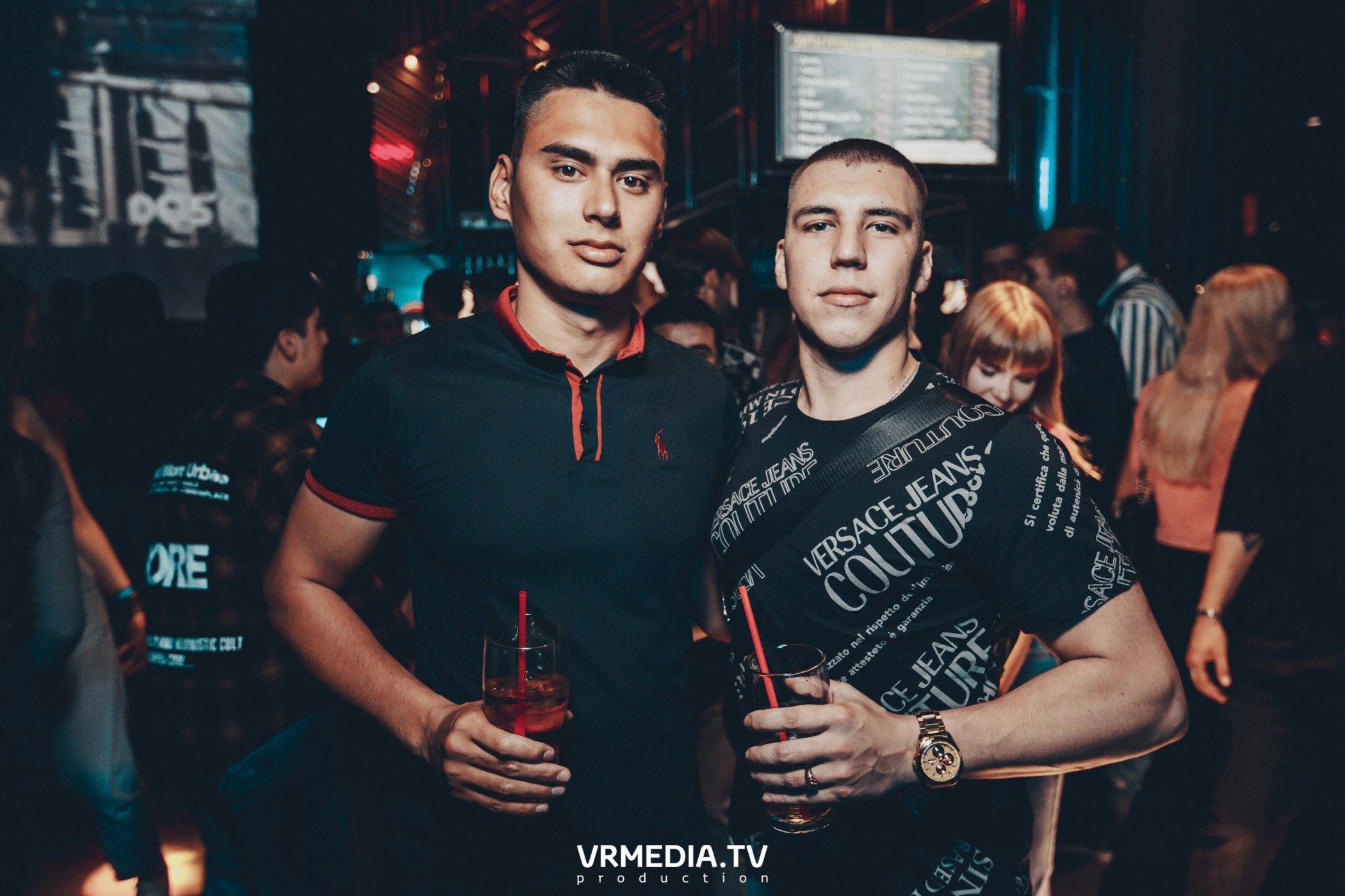 Выходные в баре «DOSKI»