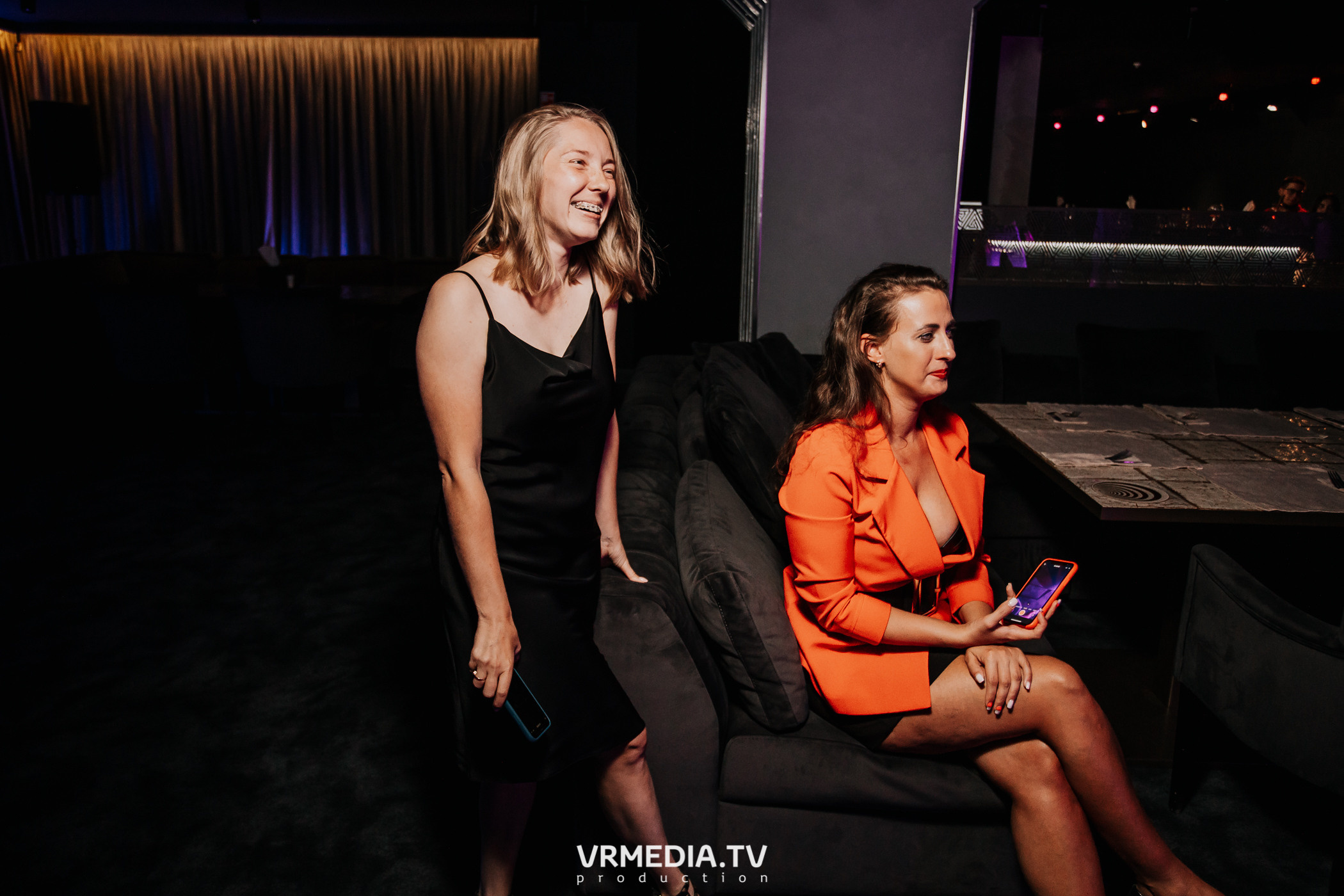 Выходные в караоке-баре «Volna»