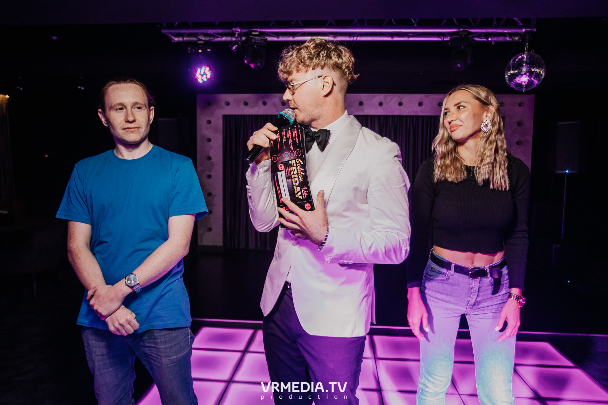 Выходные в караоке-баре «Volna»