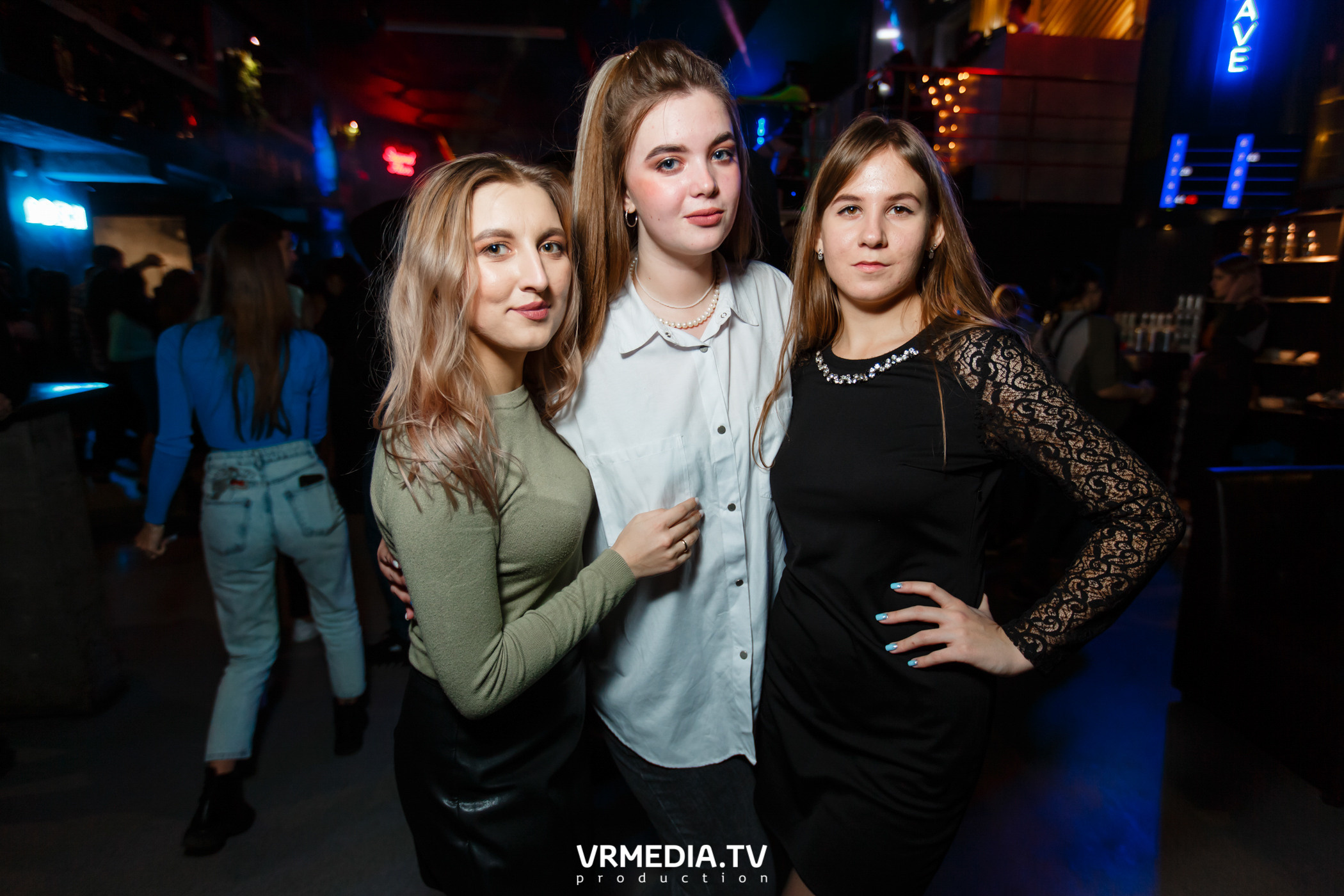 Выходные в баре «DOSKI»