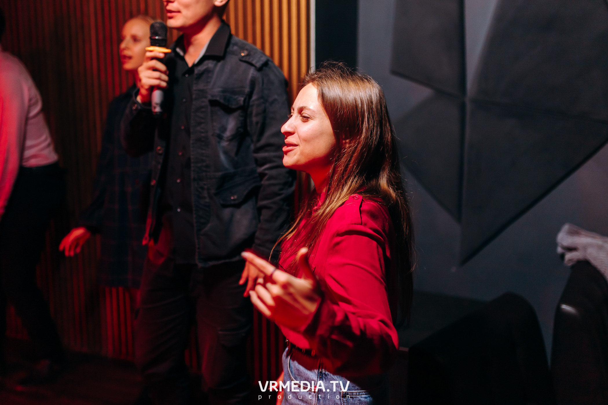 Выходные в баре «DOSKI»