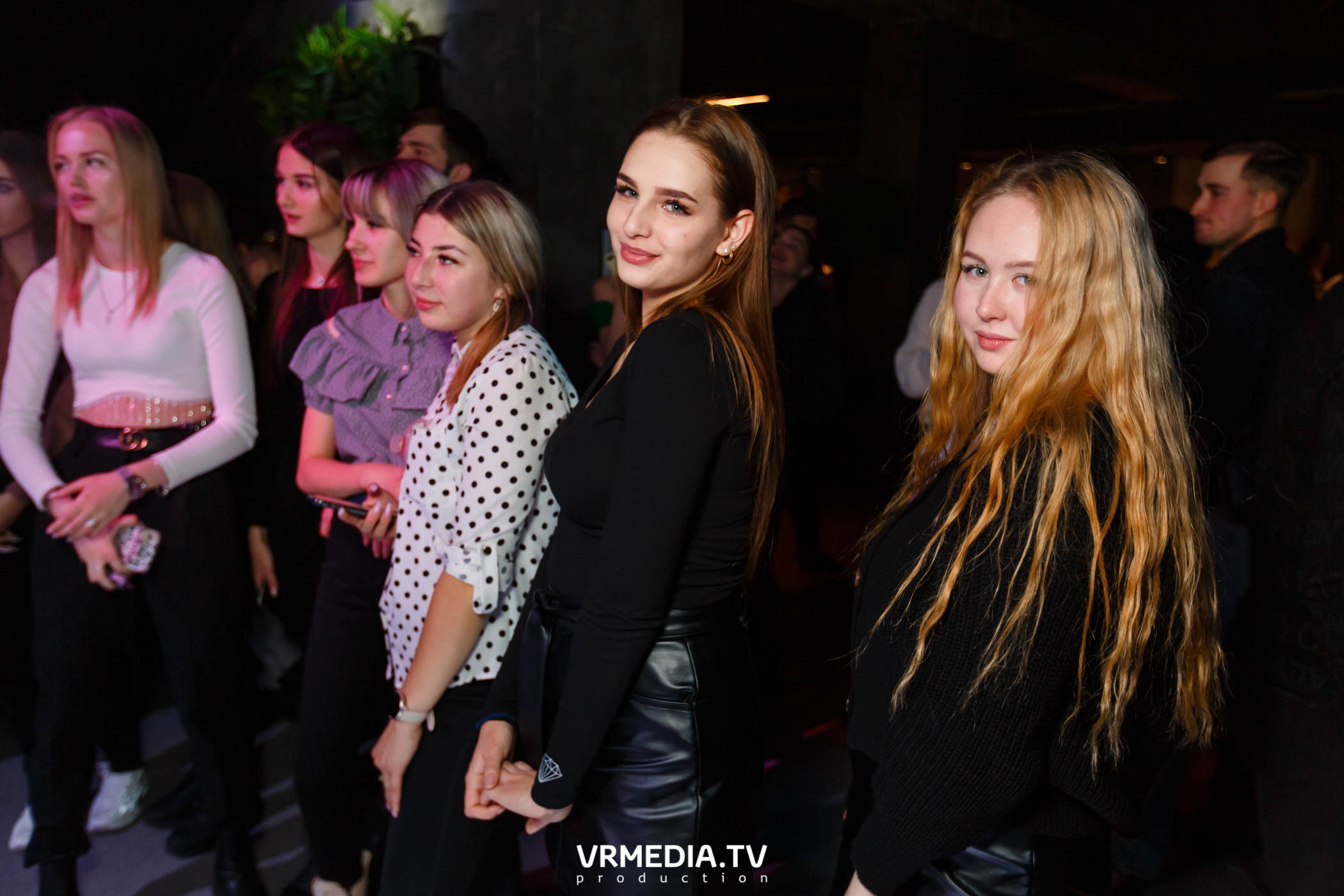 Выходные в баре «DOSKI»