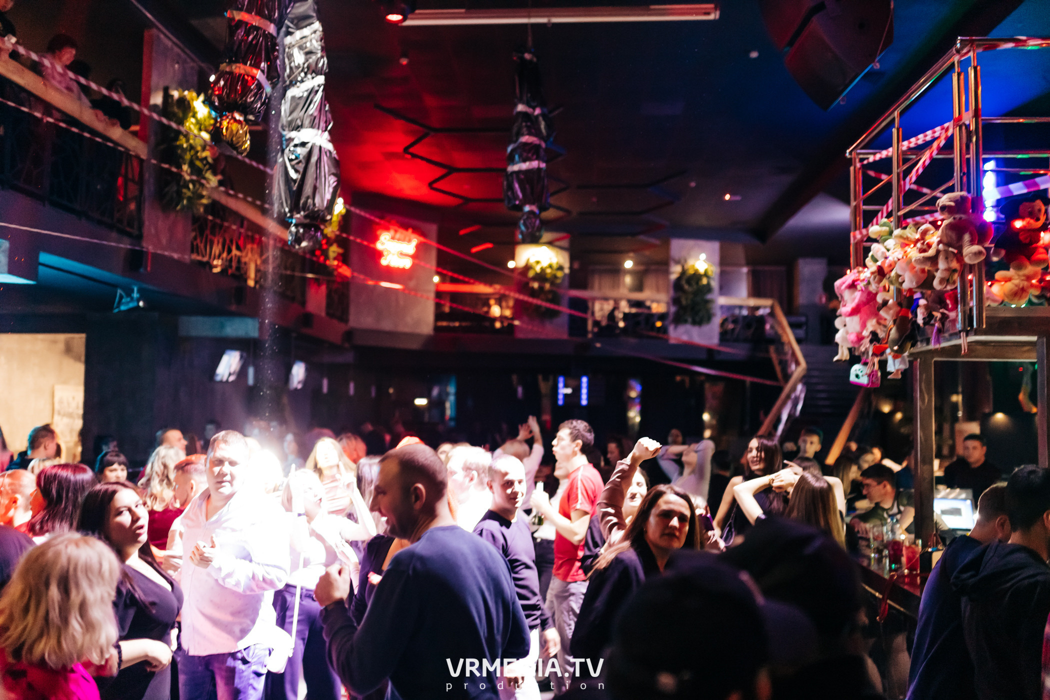 Страшная пятница в баре «DOSKI»