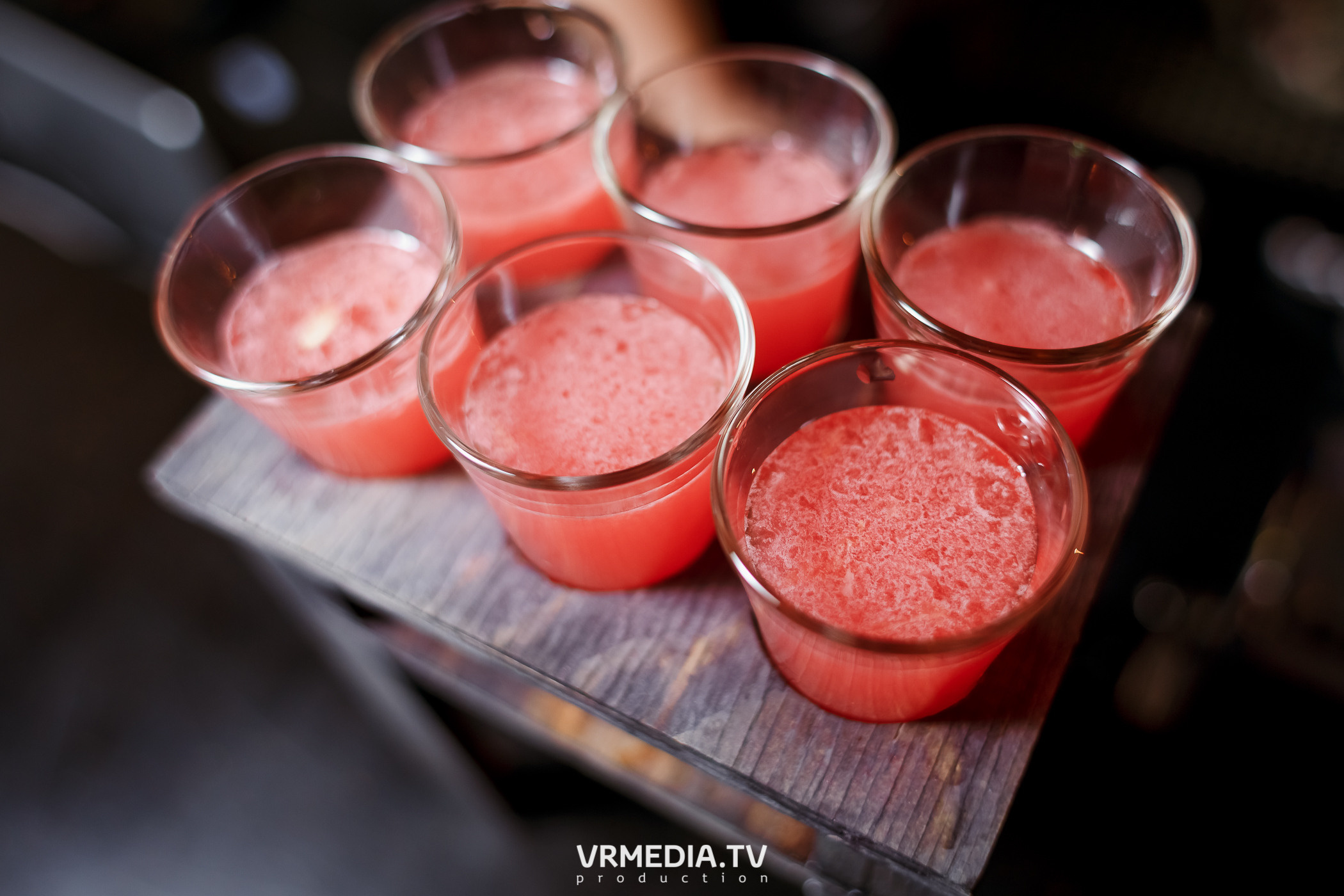 Выходные в караоке-баре «Volna»