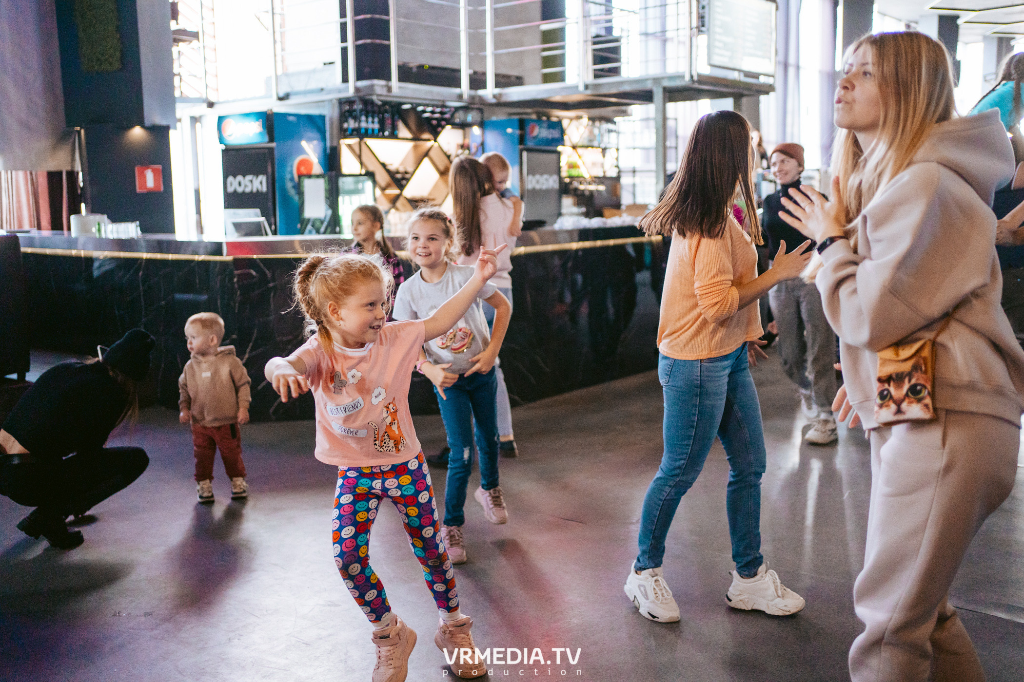 Baby time в баре «DOSKI»