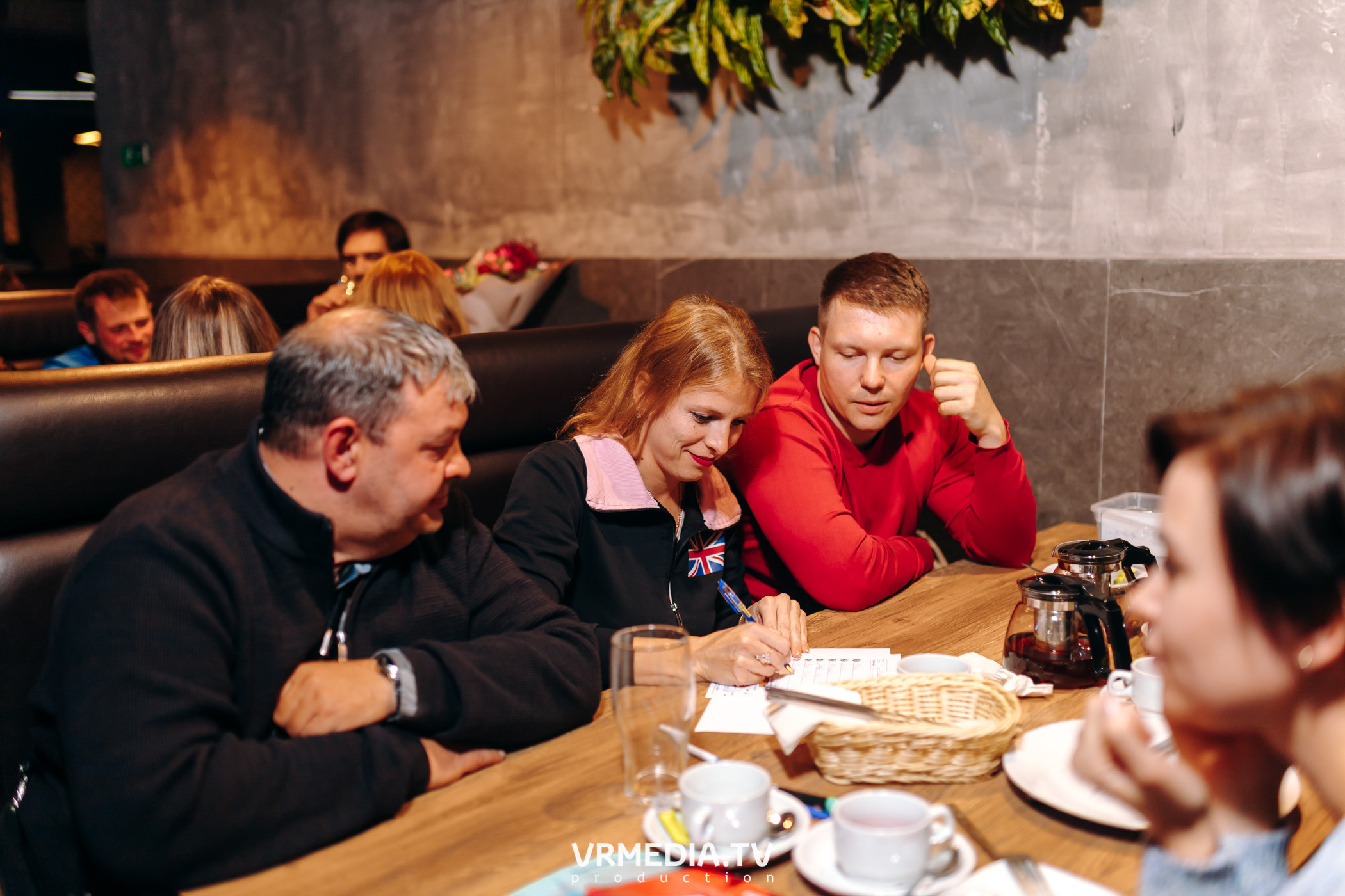 WoW QuiZ в баре «DOSKI»