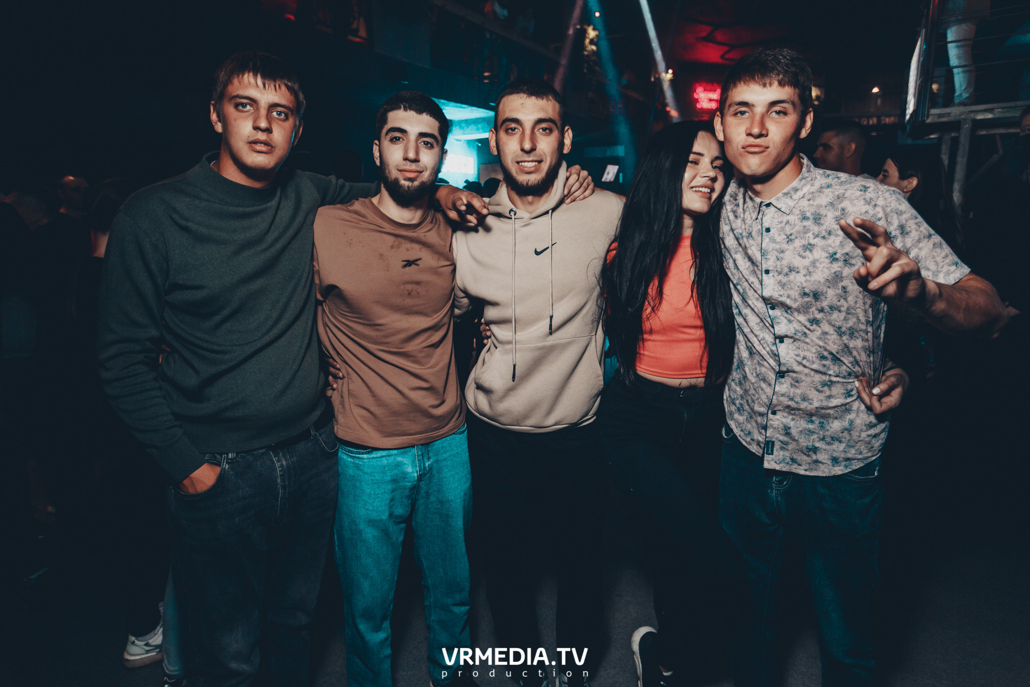 Выходные в баре «DOSKI»