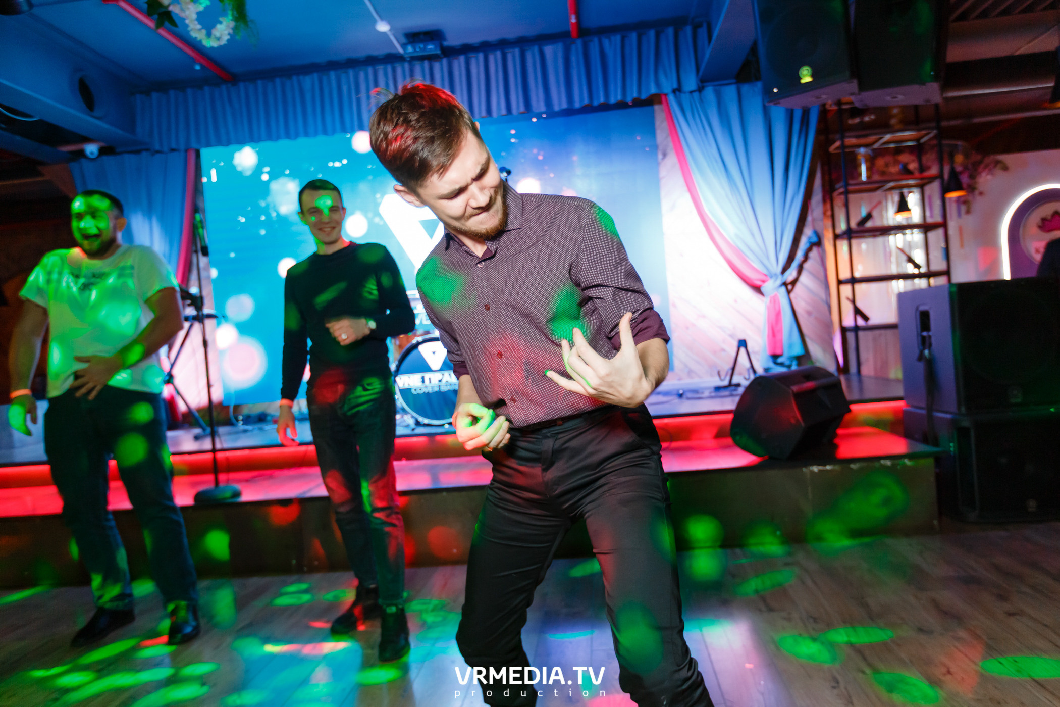 #ЖАРКИЕДНИИНОЧИ в гриль-баре «Жара»