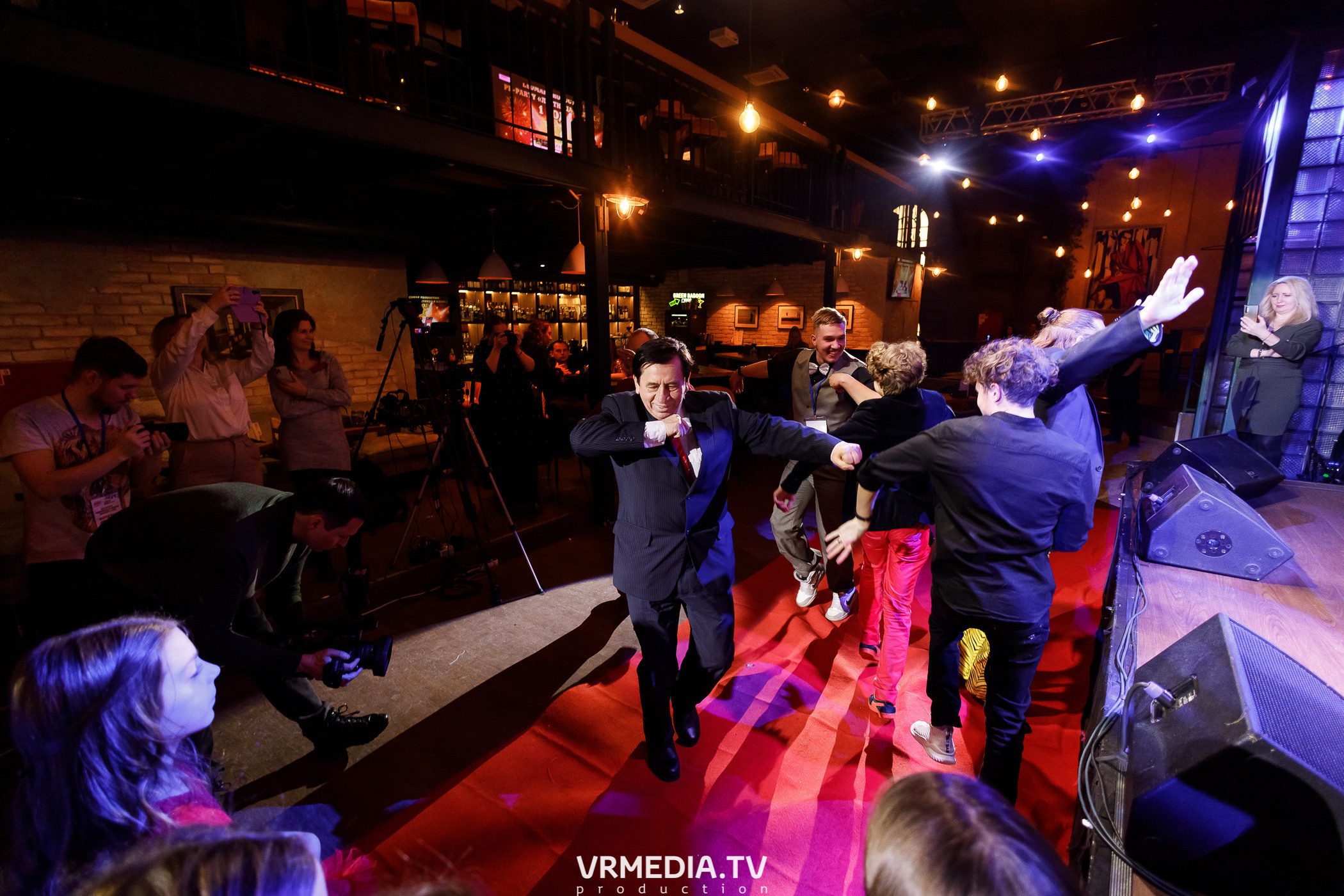 Leomar production. Лестница к славе «1 год»