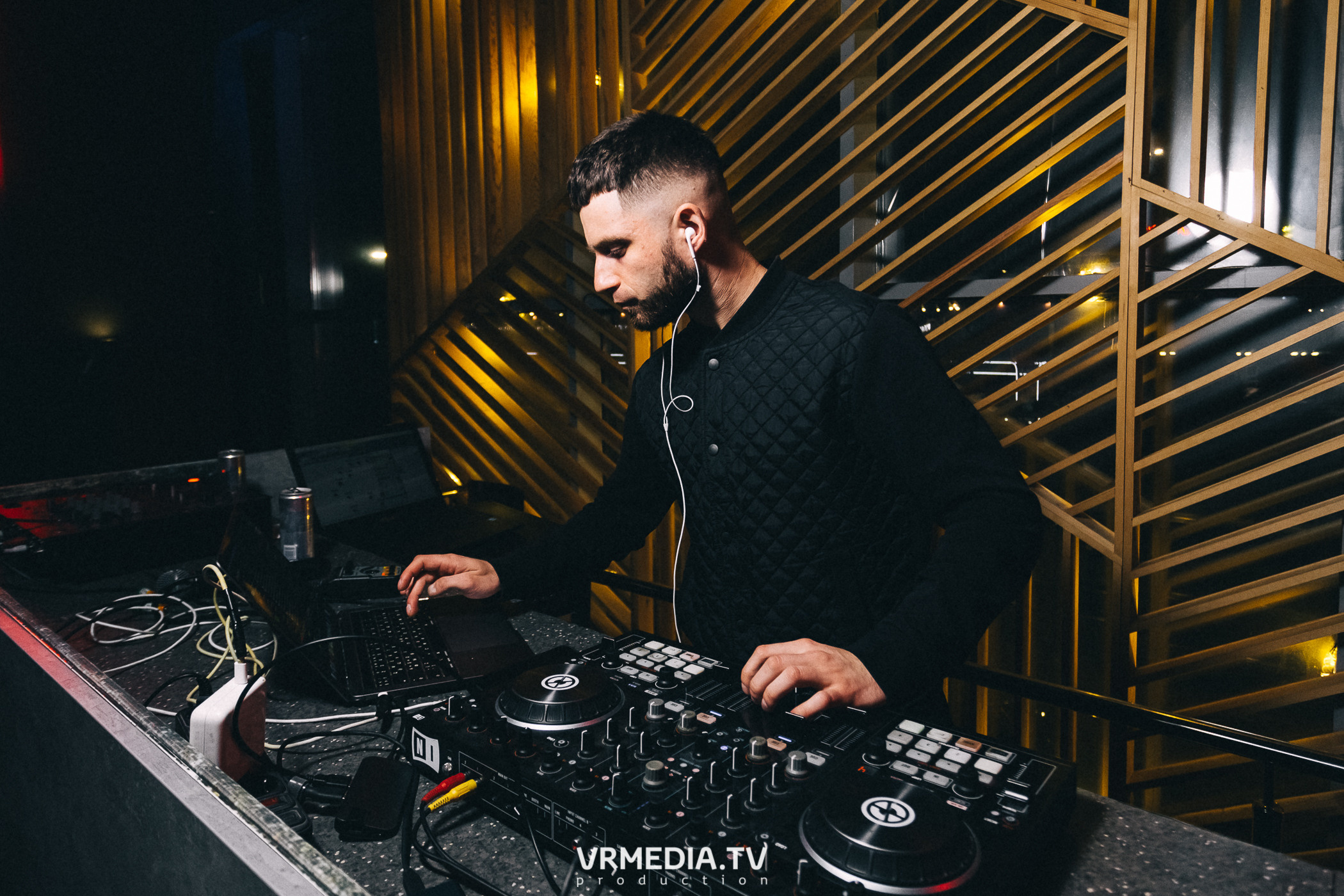 Выходные в баре «DOSKI»