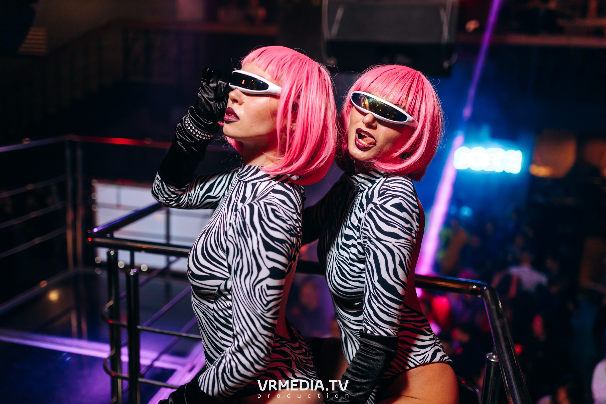 Выходные в баре «DOSKI»